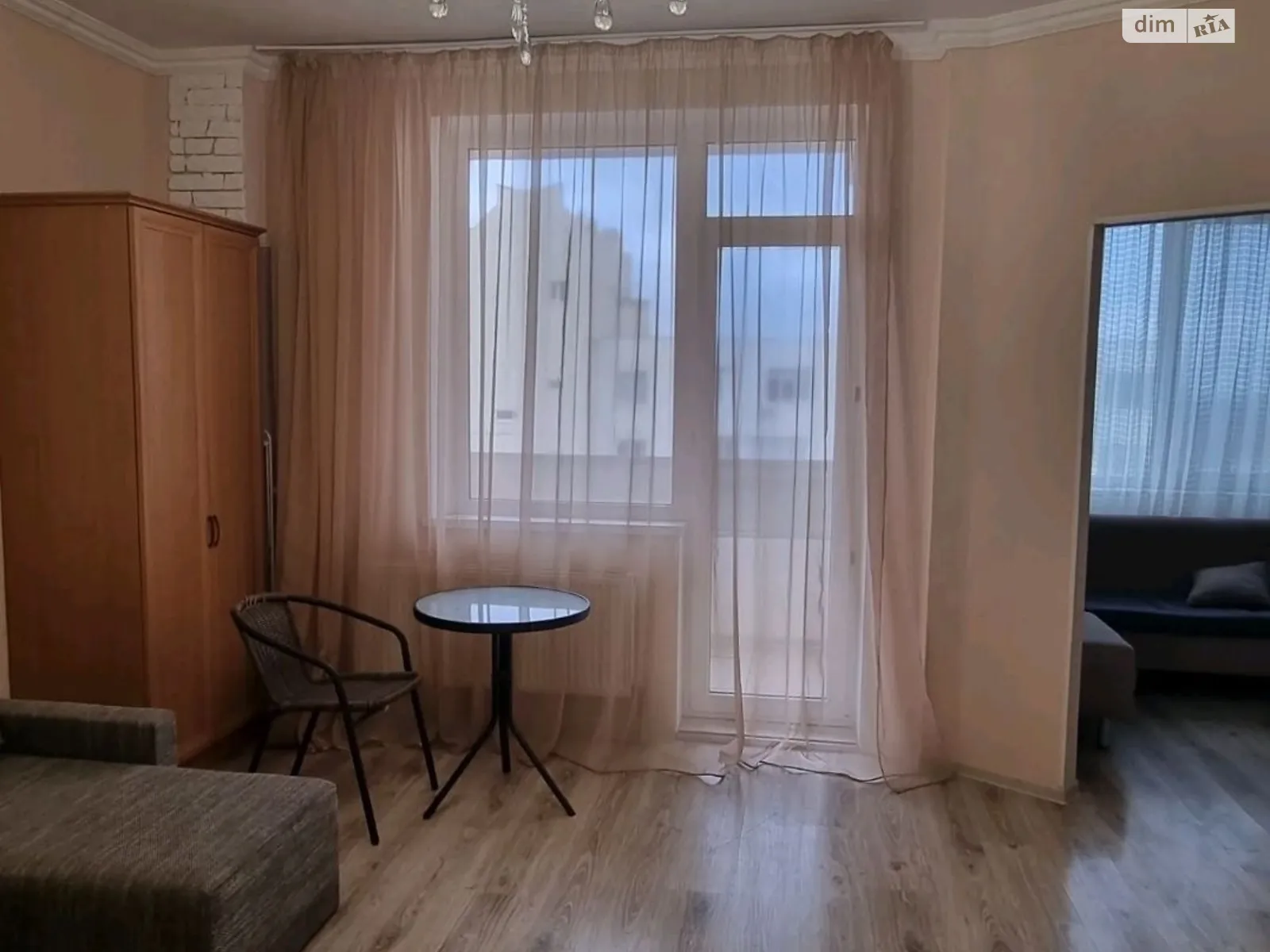 Продается 1-комнатная квартира 46 кв. м в Крыжановка, ул. Защитников Украины(Генерала Бочарова), 54А - фото 1