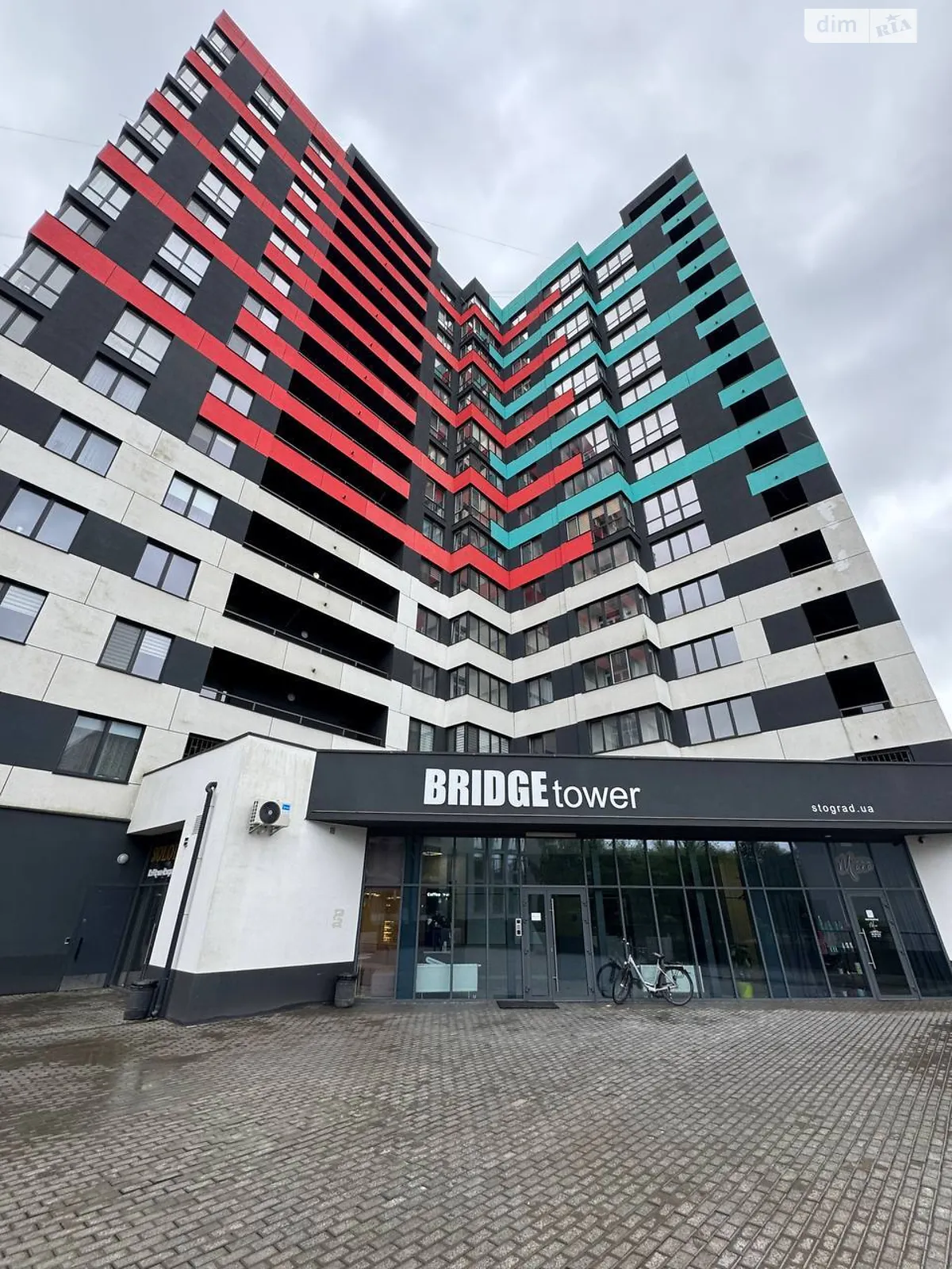 Продается 1-комнатная квартира 45 кв. м в Ровно, ул. Степана Бандеры, 1Е - фото 1