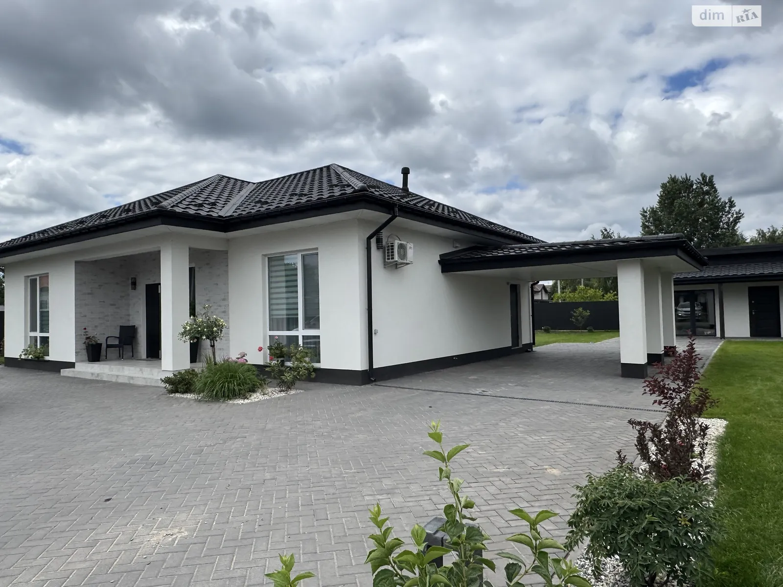 Продається одноповерховий будинок 115 кв. м з мансардою, цена: 250000 $ - фото 1