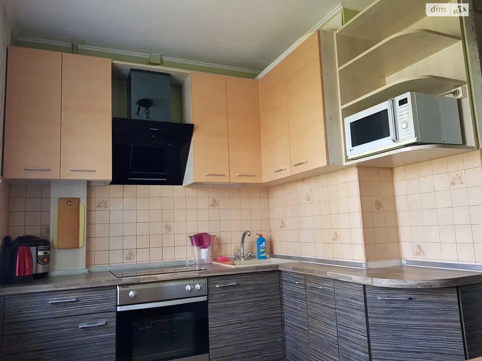 Сдается в аренду 1-комнатная квартира 38 кв. м в Киеве, ул. Радужная, 4 - фото 1