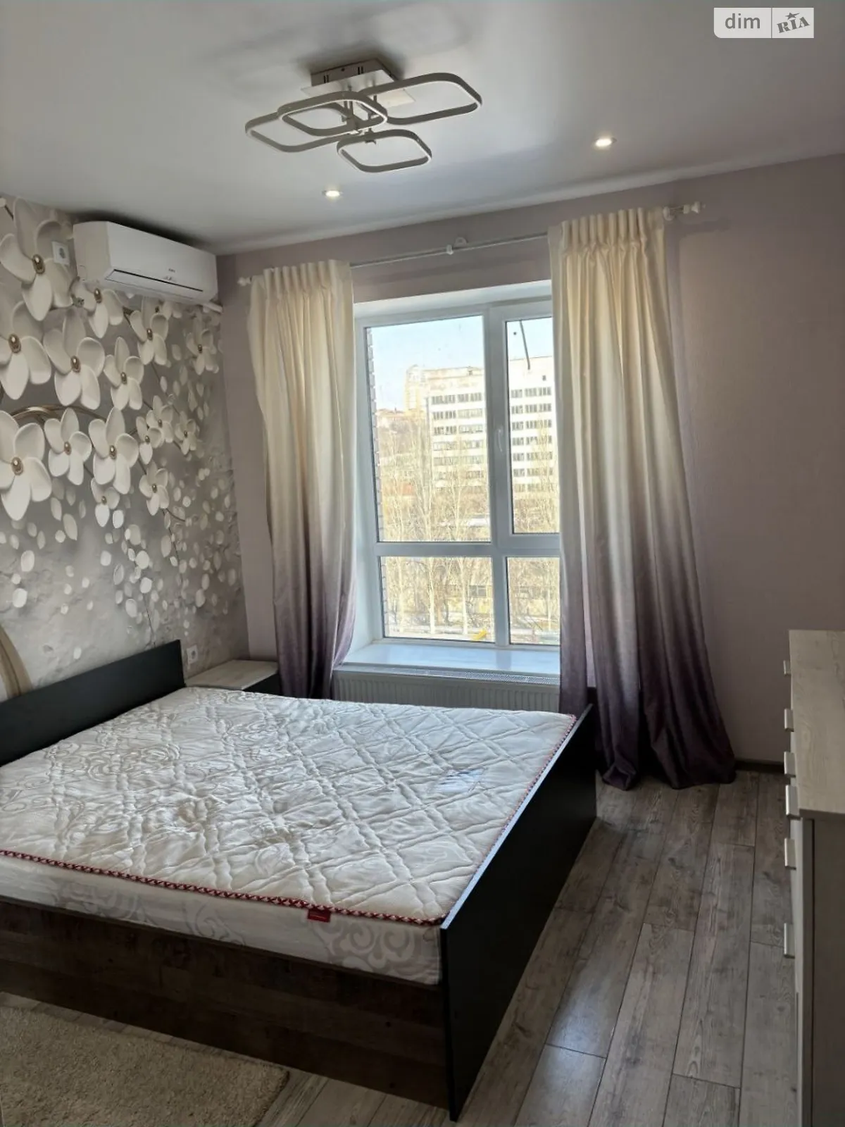 Сдается в аренду 1-комнатная квартира 42 кв. м в Днепре, ул. Набережная Победы, 44Н - фото 1