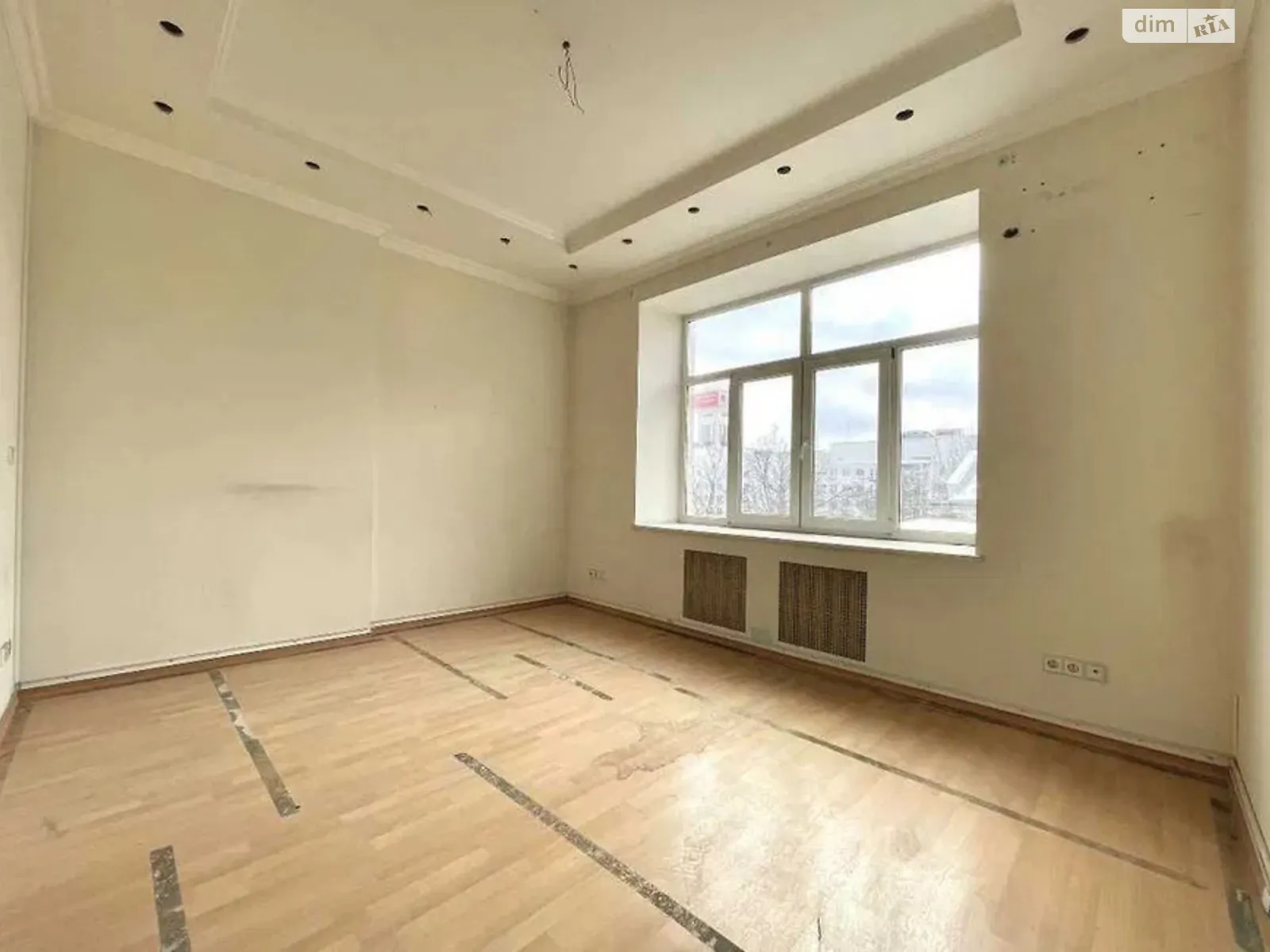 Продается 3-комнатная квартира 72 кв. м в Киеве, ул. Костельная, 6 - фото 1