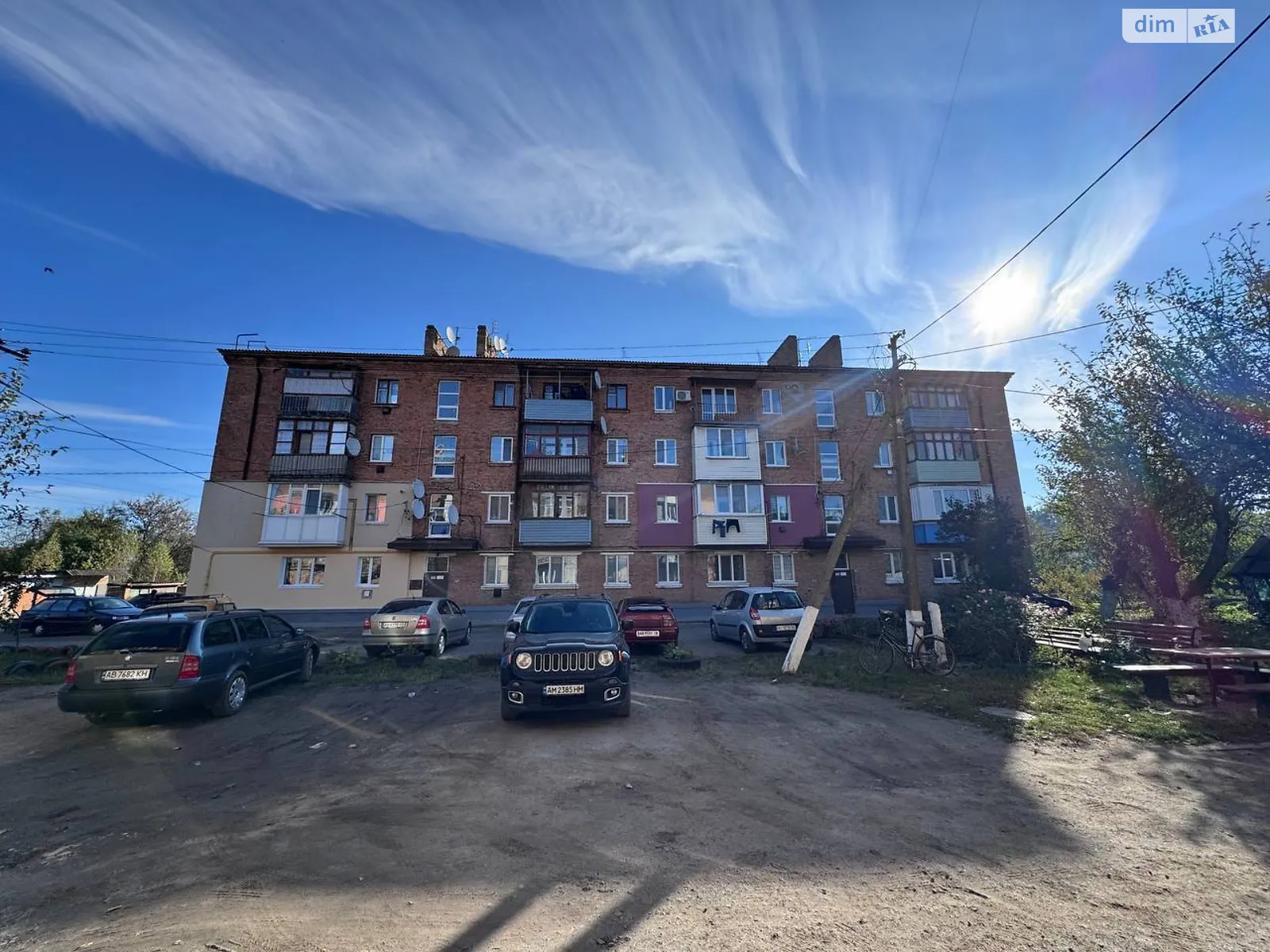 Продается 2-комнатная квартира 42.4 кв. м в Казатине, ул. Защитников Украины(8-я Гвардейская), 73 - фото 1