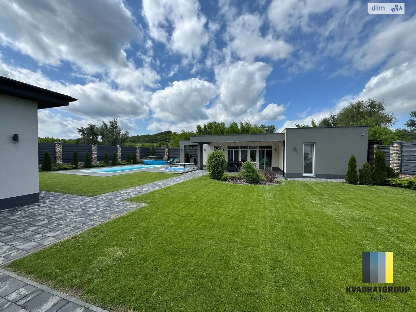 Продается дом на 2 этажа 196.7 кв. м с подвалом, цена: 310000 $ - фото 1