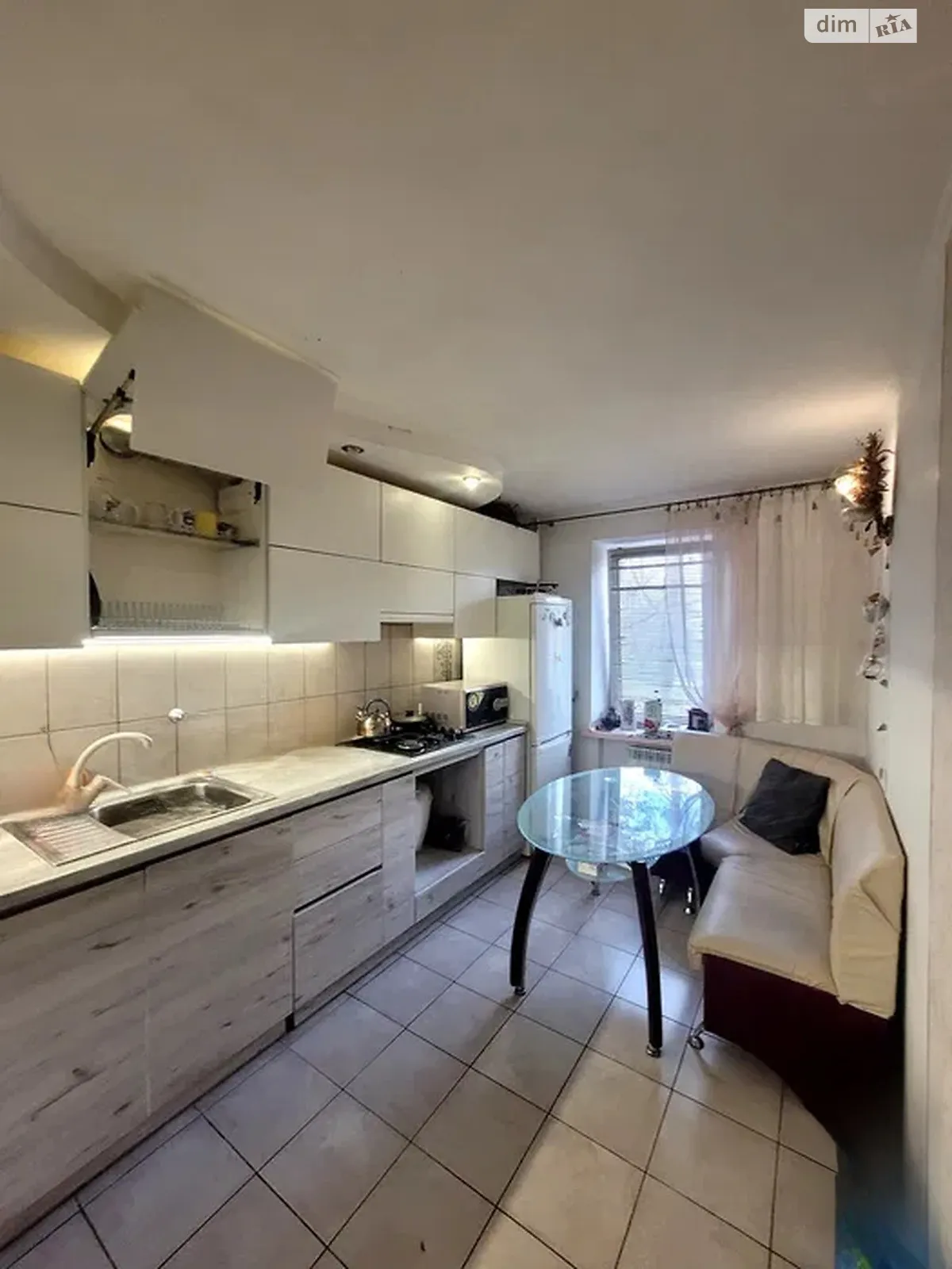 Продается 4-комнатная квартира 82.7 кв. м в Киеве, ул. Верховинная, 18 - фото 1