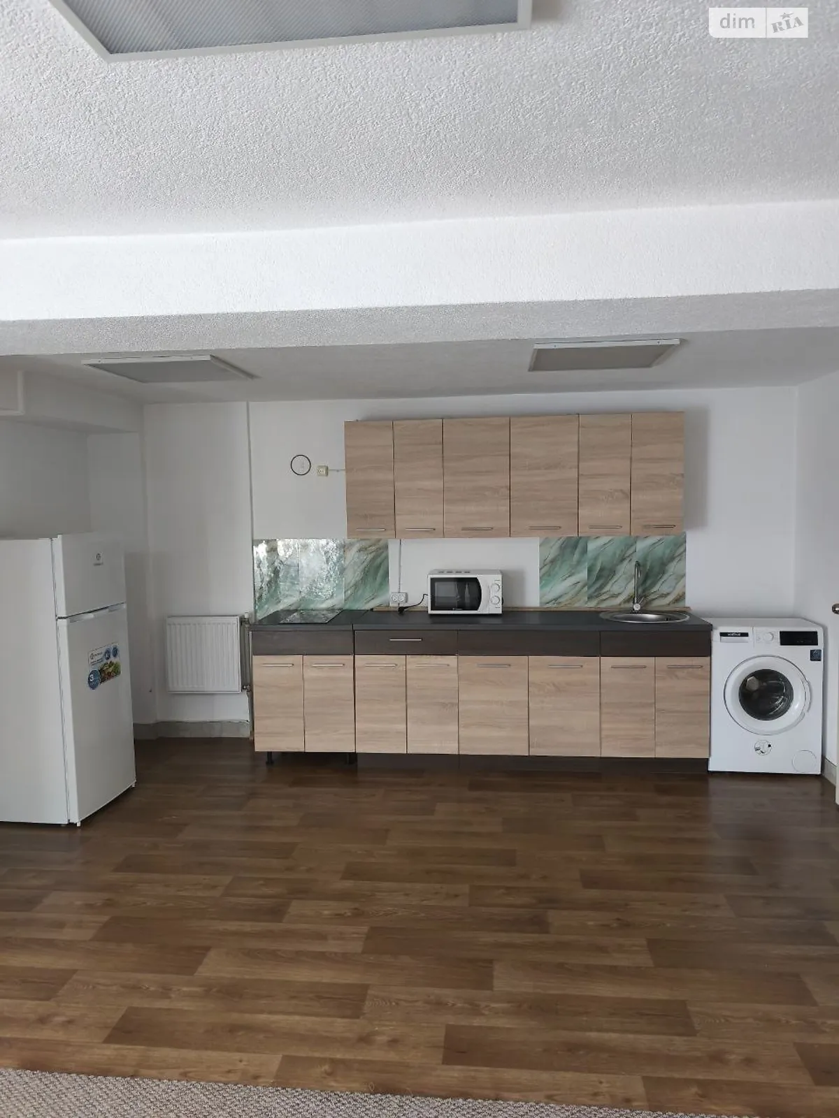 Сдается в аренду 1-комнатная квартира 45 кв. м в Ровно, ул. Василия Червония(Гагарина), 22 - фото 1