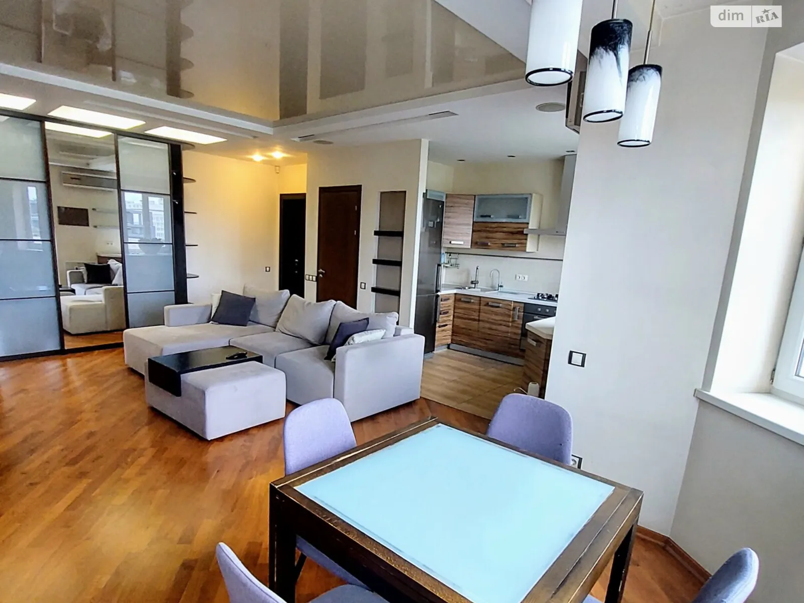 Продается 3-комнатная квартира 72.2 кв. м в Киеве, ул. Юрковская, 28 - фото 1