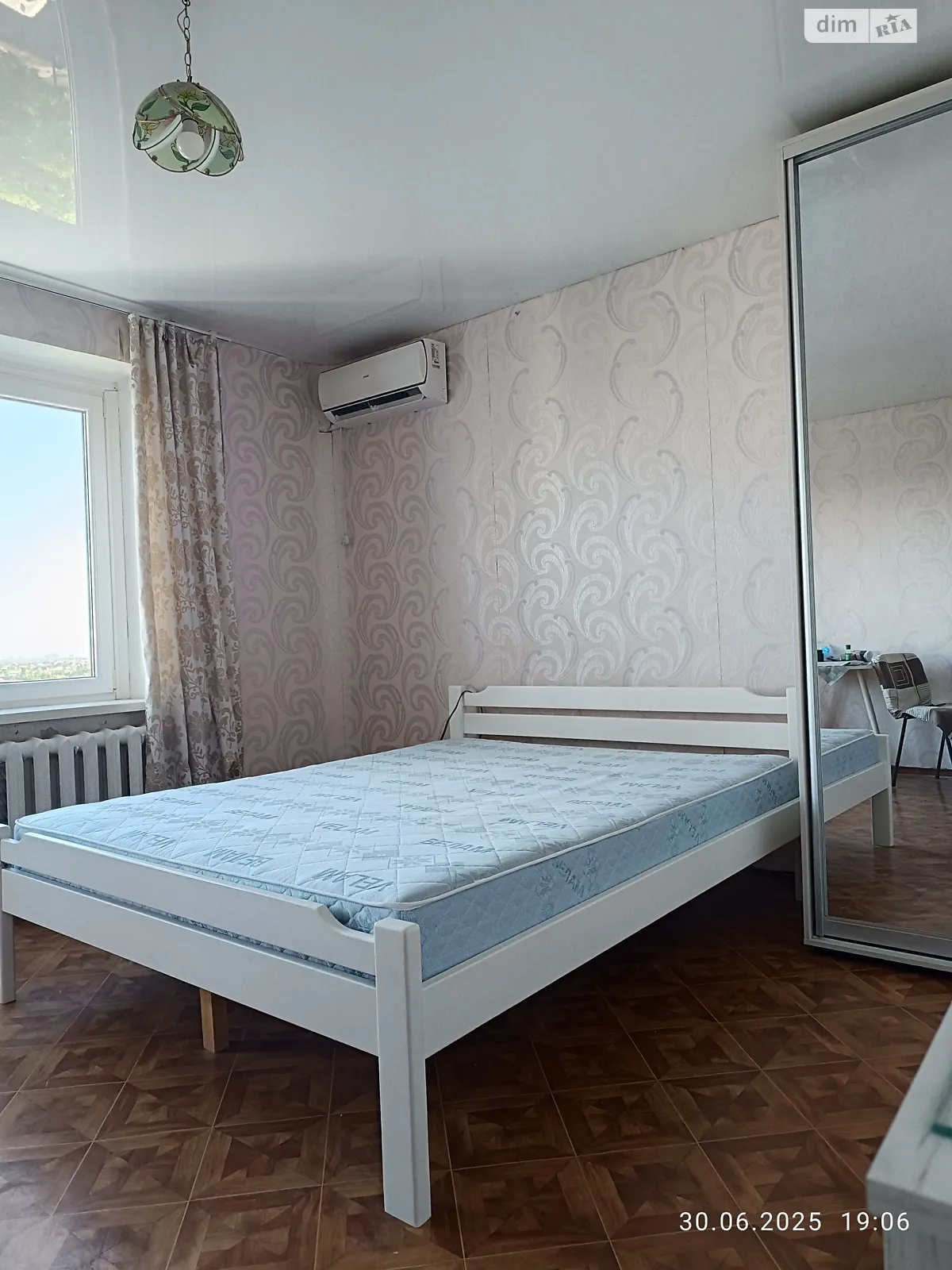 Здається в оренду 1-кімнатна квартира 40 кв. м у Одесі, вул. Академіка Корольова - фото 1