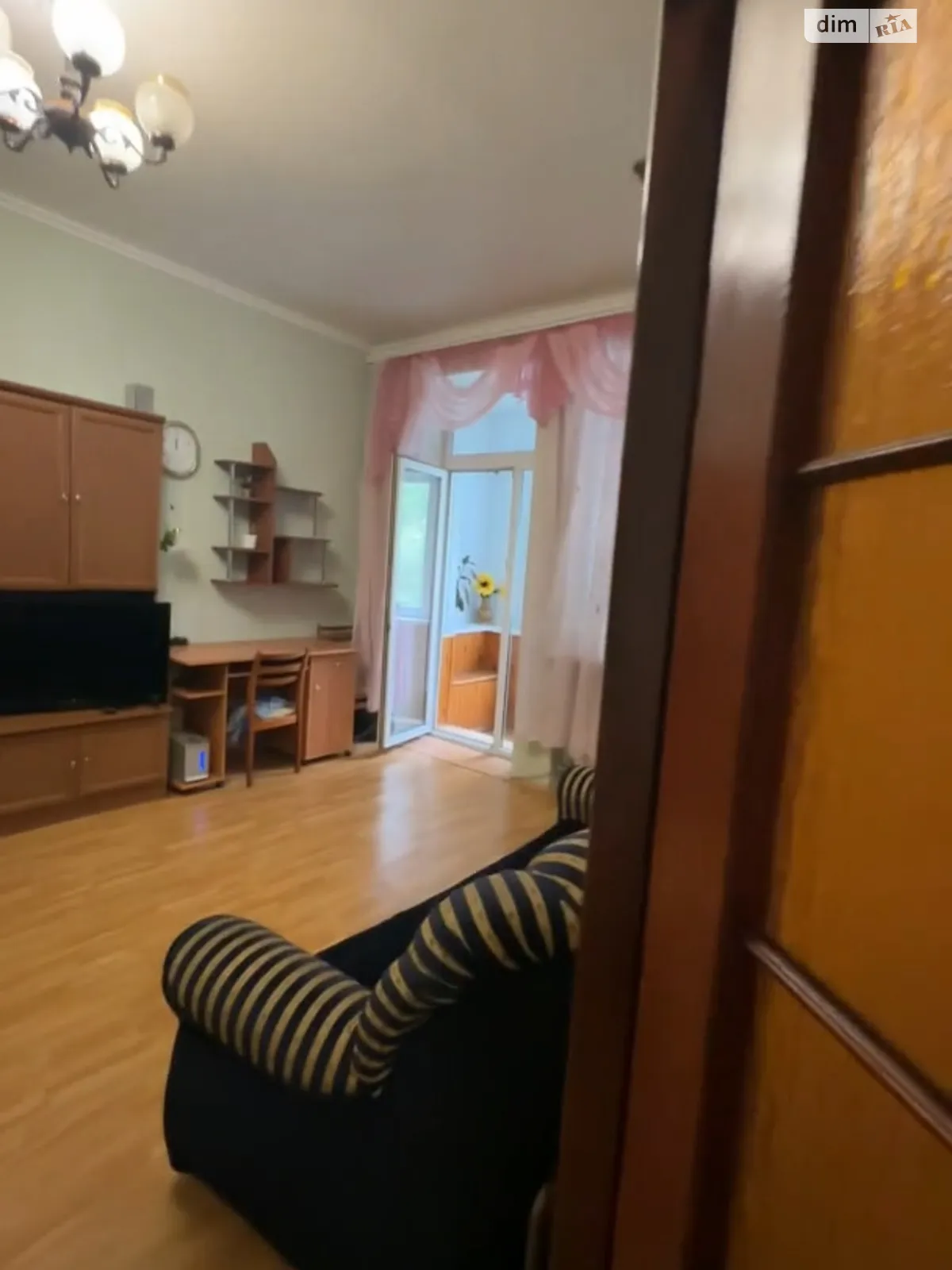 1-комнатная квартира 37 кв. м в Запорожье, ул. Сталеваров - фото 1
