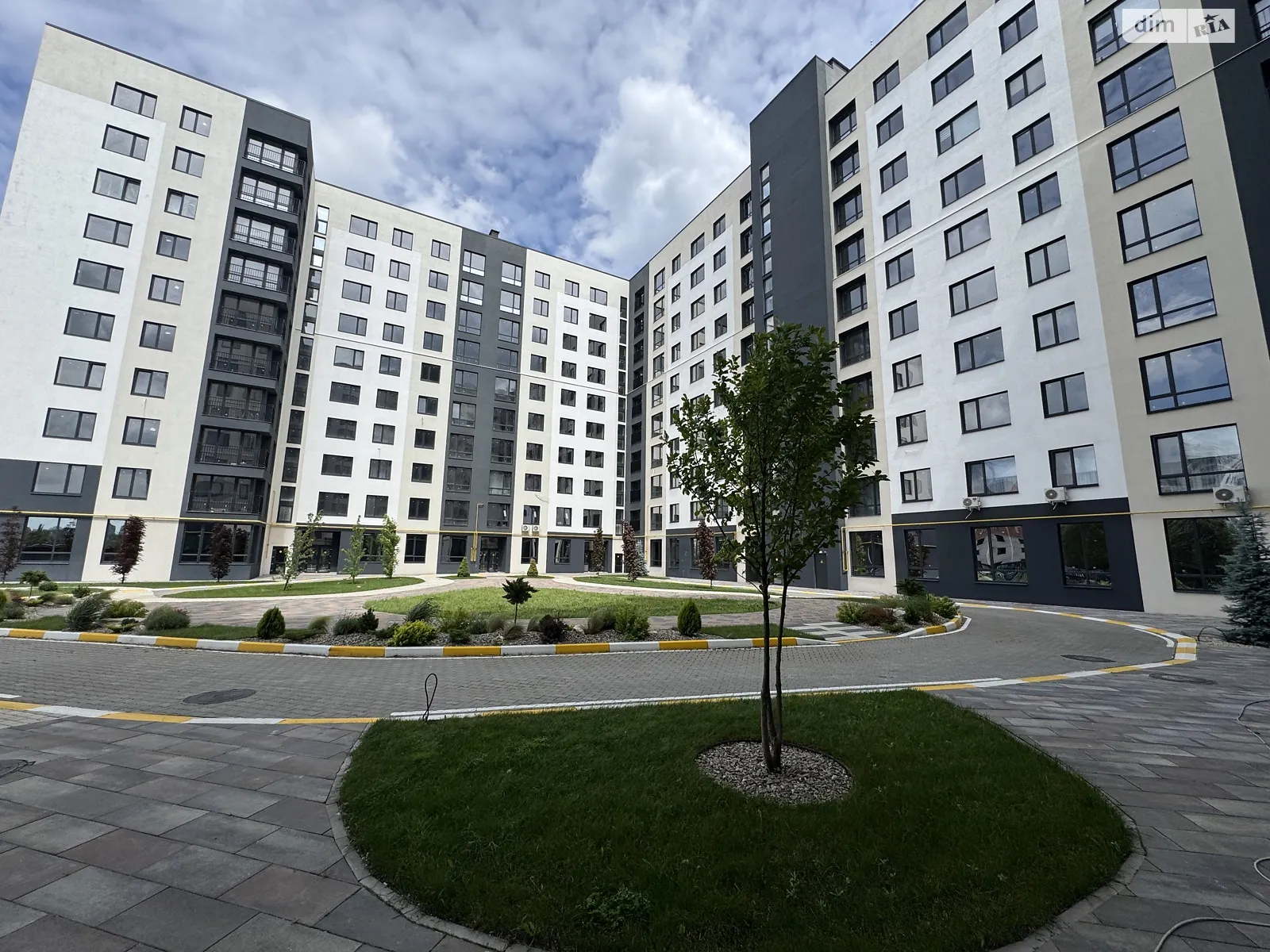 Продается 1-комнатная квартира 44.46 кв. м в Буче, ул. Николая Мозгового - фото 1