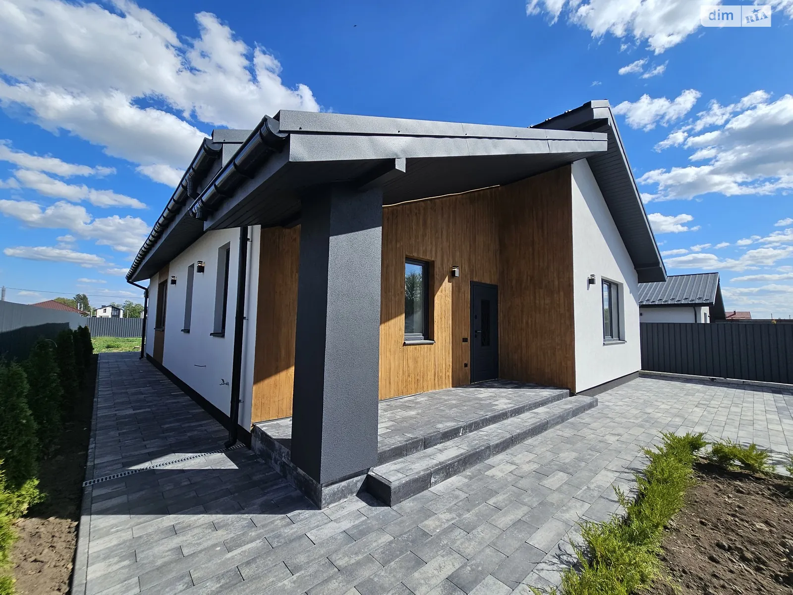 Продается одноэтажный дом 120 кв. м с террасой, цена: 110000 $ - фото 1