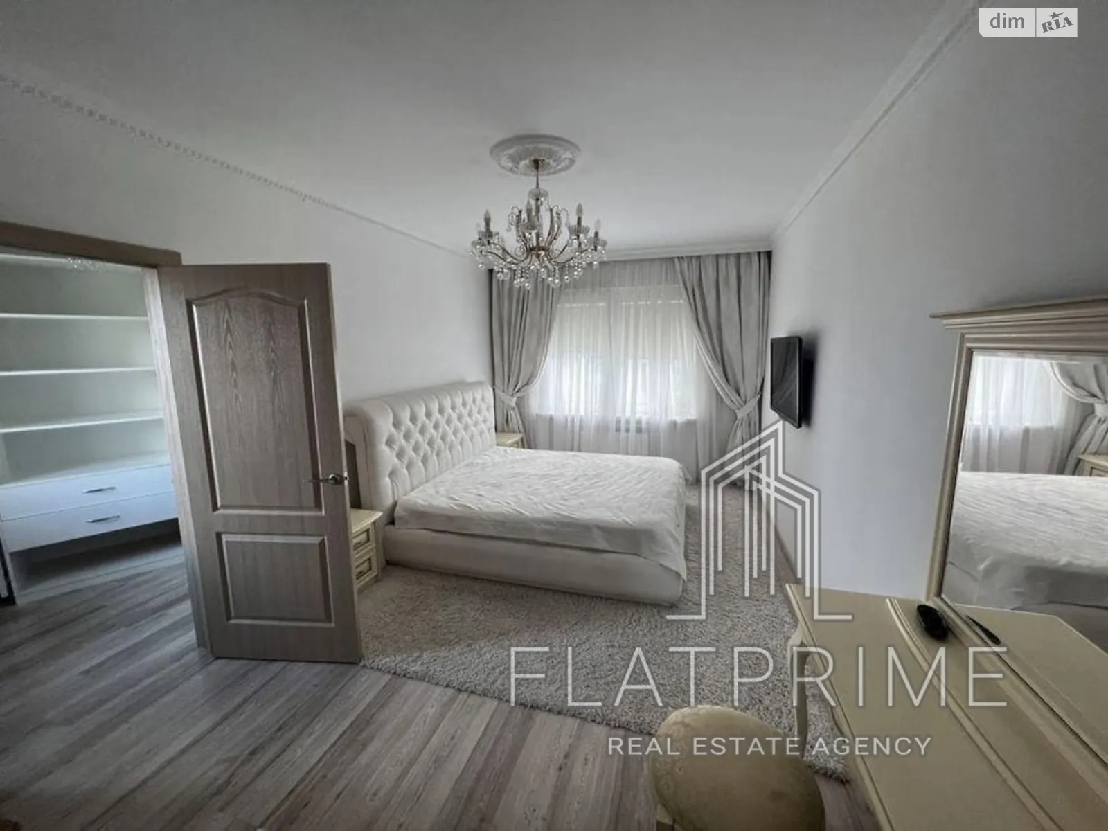 Продается 3-комнатная квартира 97.1 кв. м в Киеве, просп. Европейского Союза(Правды), 31А - фото 1