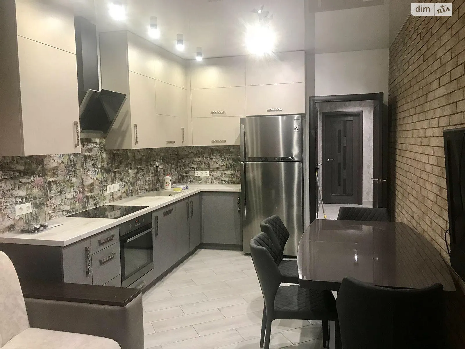 Продается 2-комнатная квартира 70 кв. м в Киеве, ул. Ракетная, 24 - фото 1