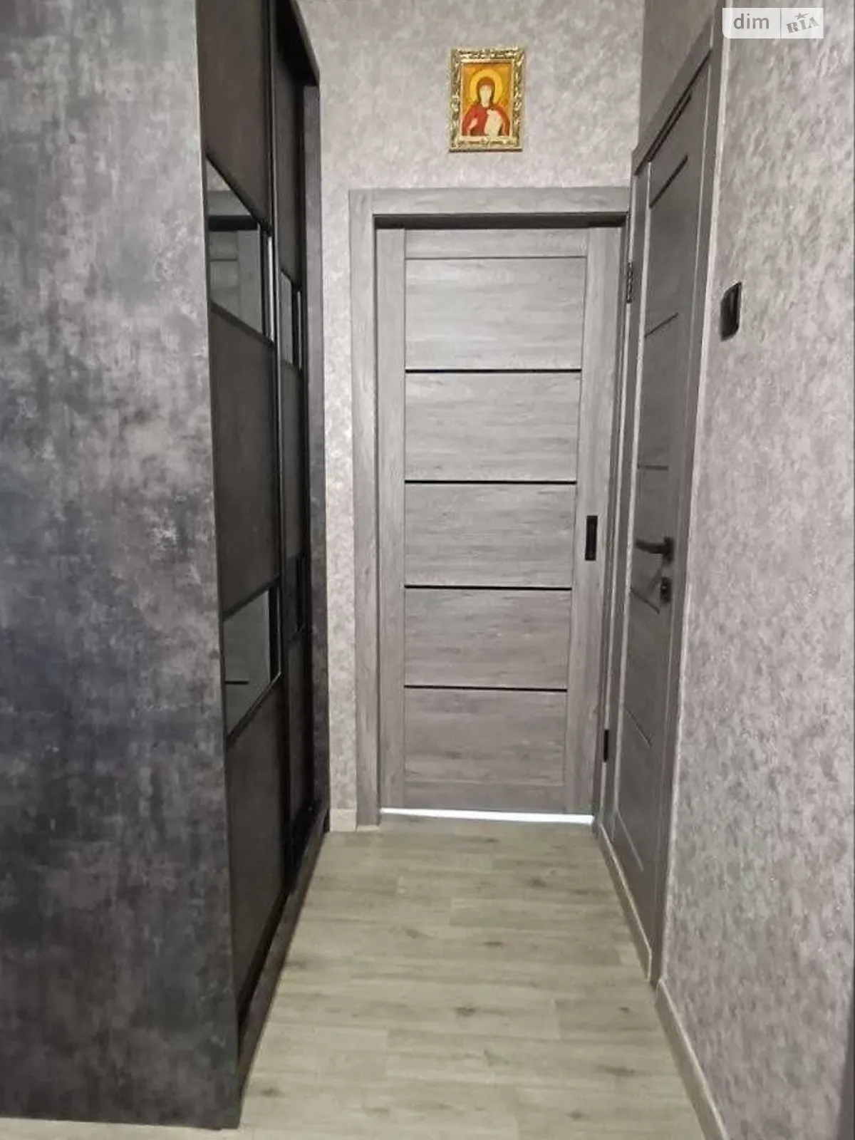 Продается 1-комнатная квартира 36 кв. м в Белой Церкви, 2-й пер. Якова Яциневича(Леваневского), 56А - фото 1