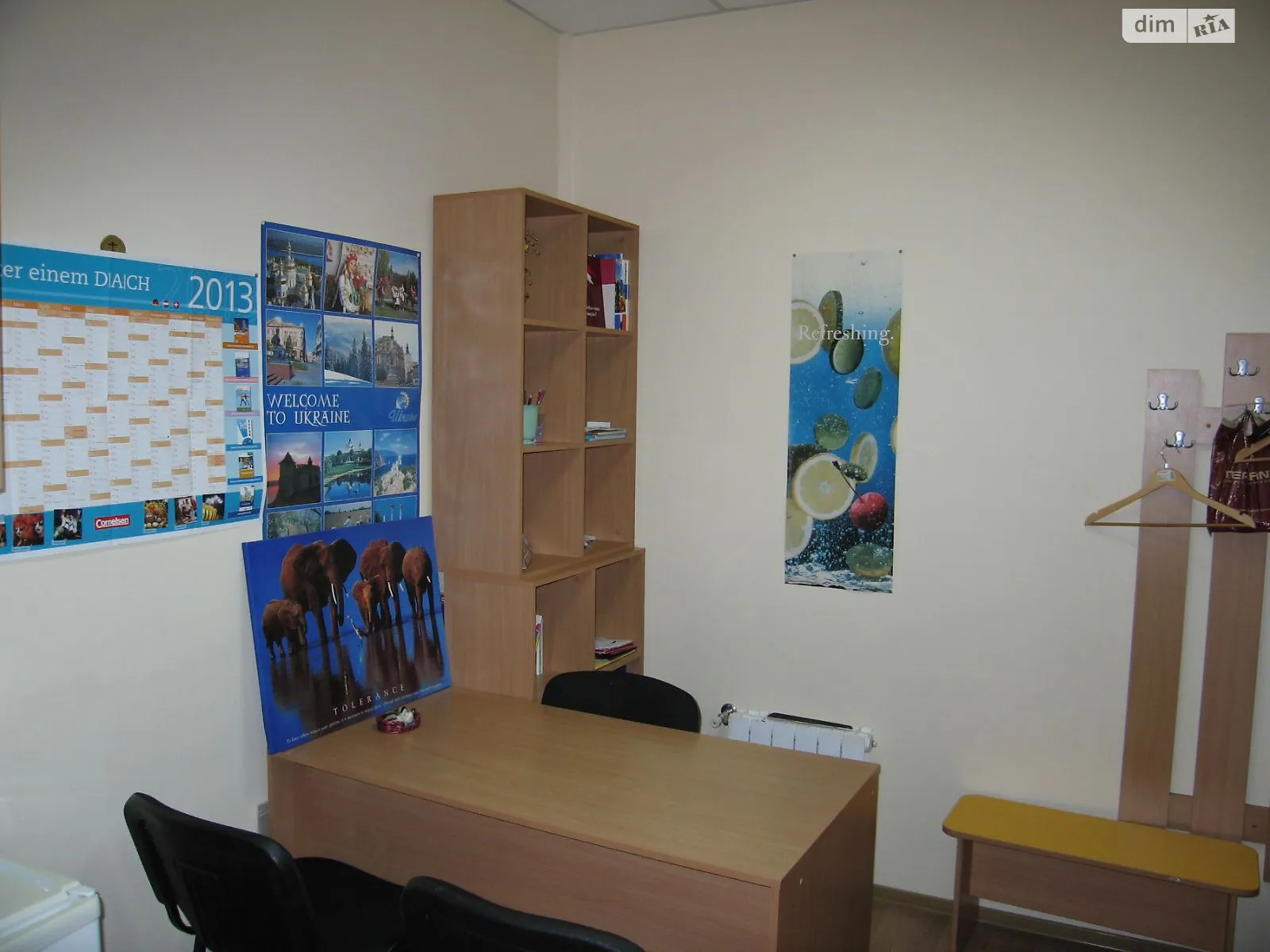 Продается офис 200 кв. м в бизнес-центре, цена: 400000 $ - фото 1