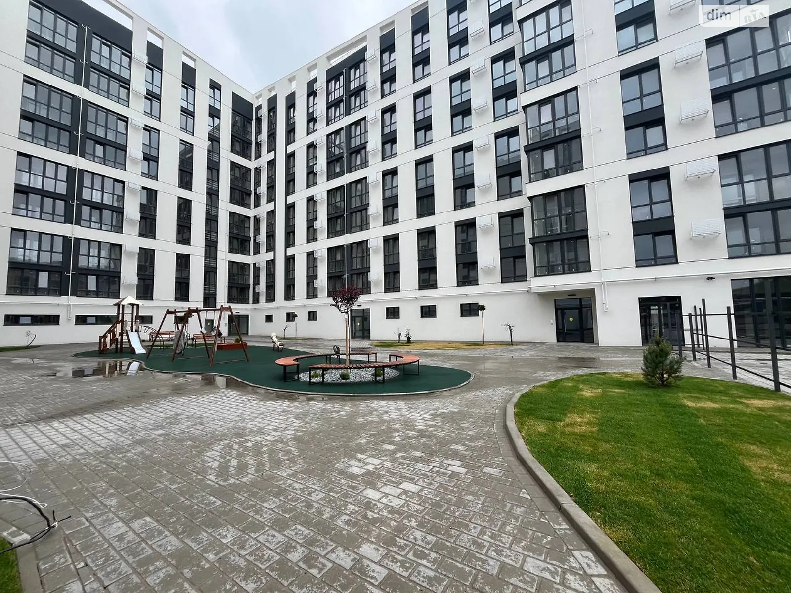 Продается 2-комнатная квартира 65 кв. м в Ровно, цена: 71400 $ - фото 1