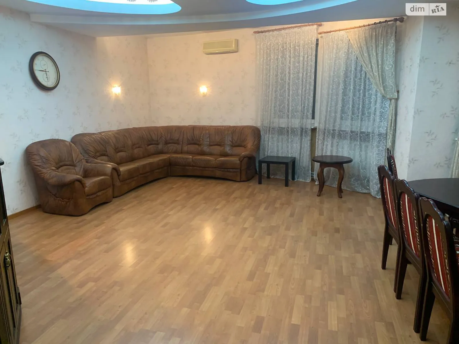 Сдается в аренду 4-комнатная квартира 144.8 кв. м в Днепре, ул. Европейская - фото 1