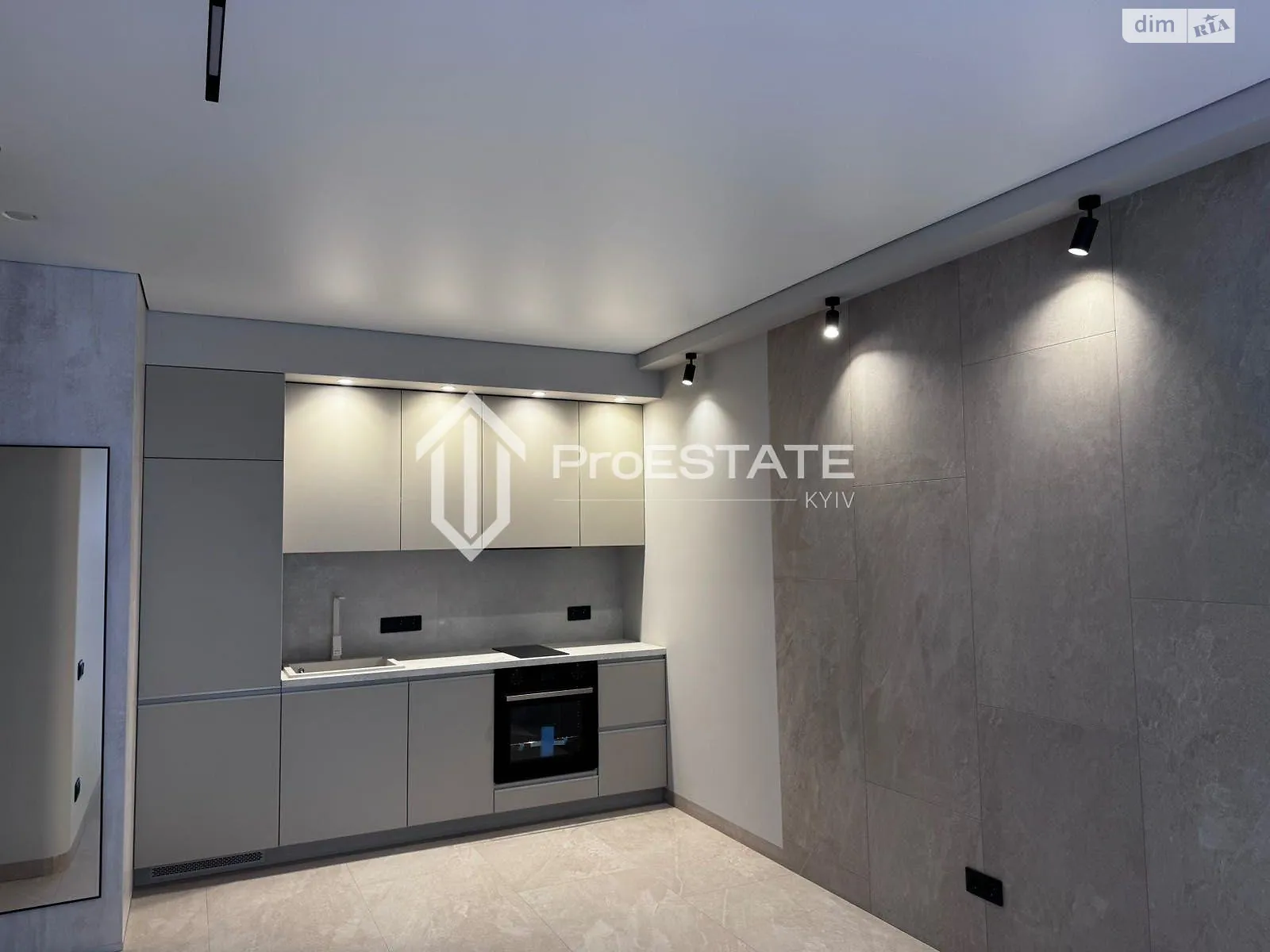 Продается 1-комнатная квартира 37.3 кв. м в Киеве, ул. Михаила Максимовича, 26Б - фото 1