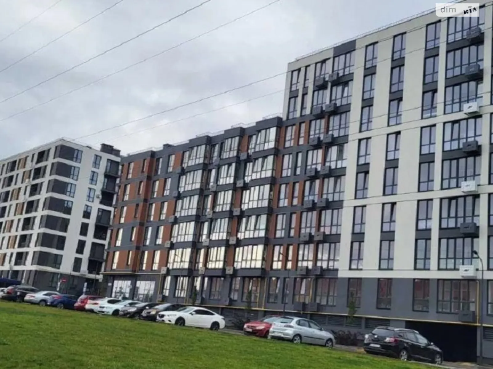 Продается 1-комнатная квартира 39 кв. м в Сокольниках, ул. Героев Майдана - фото 1