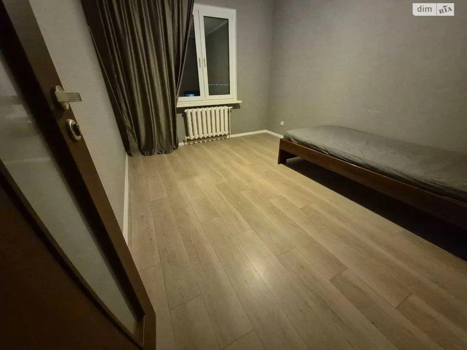 Продается 3-комнатная квартира 90 кв. м в Киеве, ул. Милославская, 4 - фото 1
