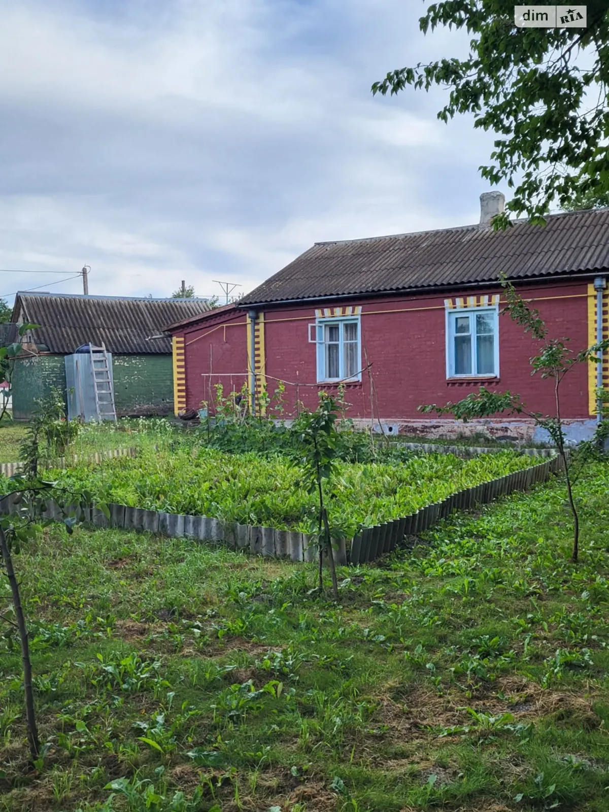 Продается одноэтажный дом 68 кв. м с бассейном, цена: 27800 $ - фото 1