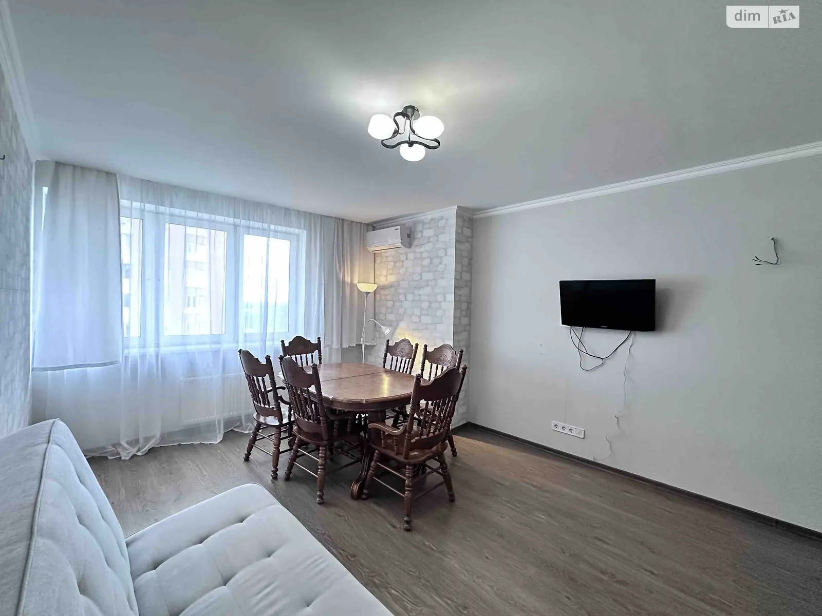Продается 3-комнатная квартира 92.1 кв. м в Киеве, пер. Моторный, 9 - фото 1