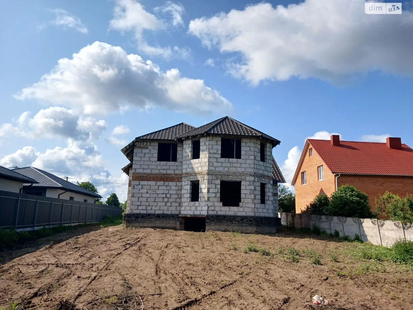 Продається будинок 2 поверховий 195 кв. м с басейном, цена: 90000 $ - фото 1