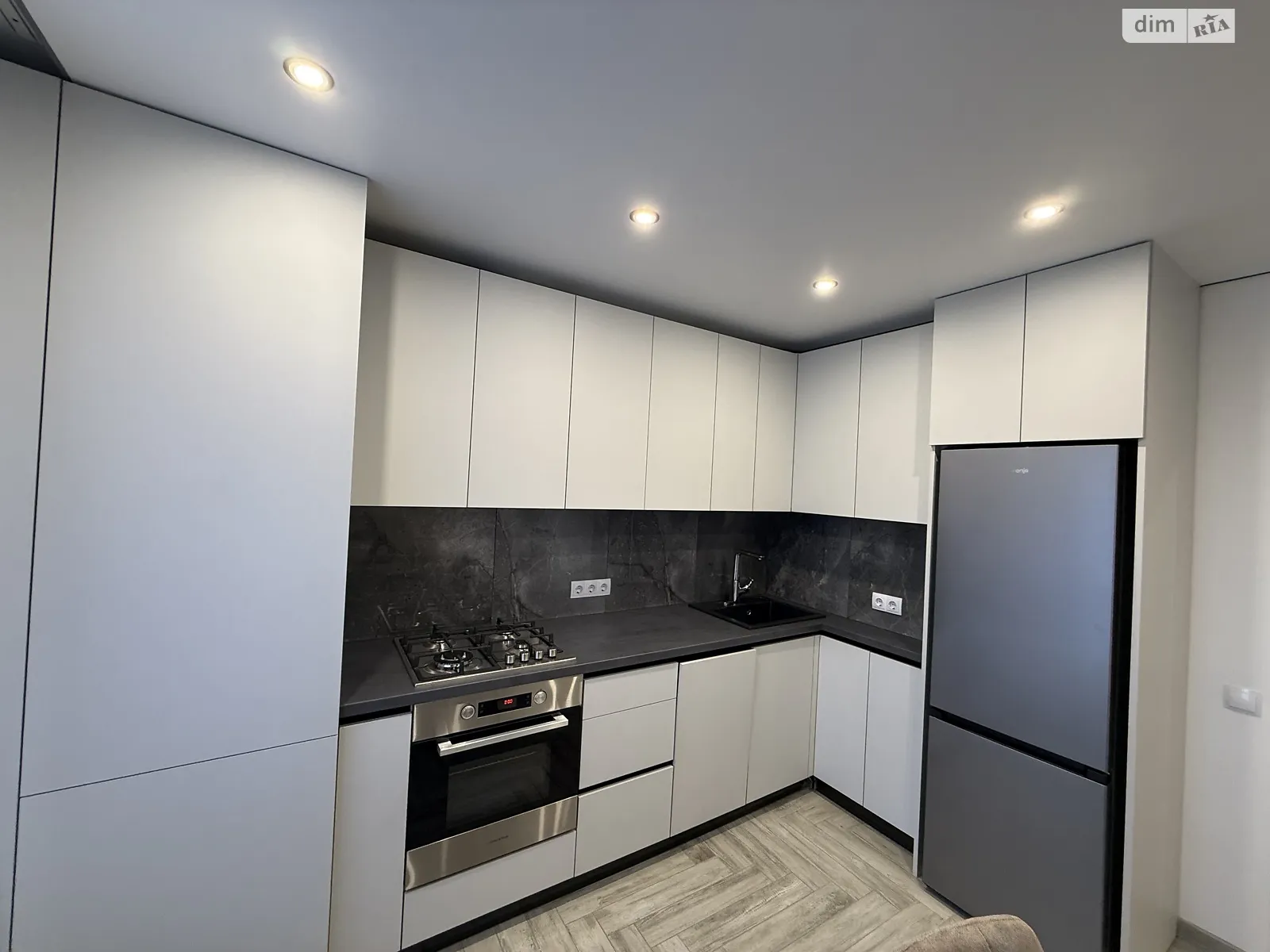 2-комнатная квартира 76.5 кв. м в Тернополе, цена: 93000 $ - фото 1