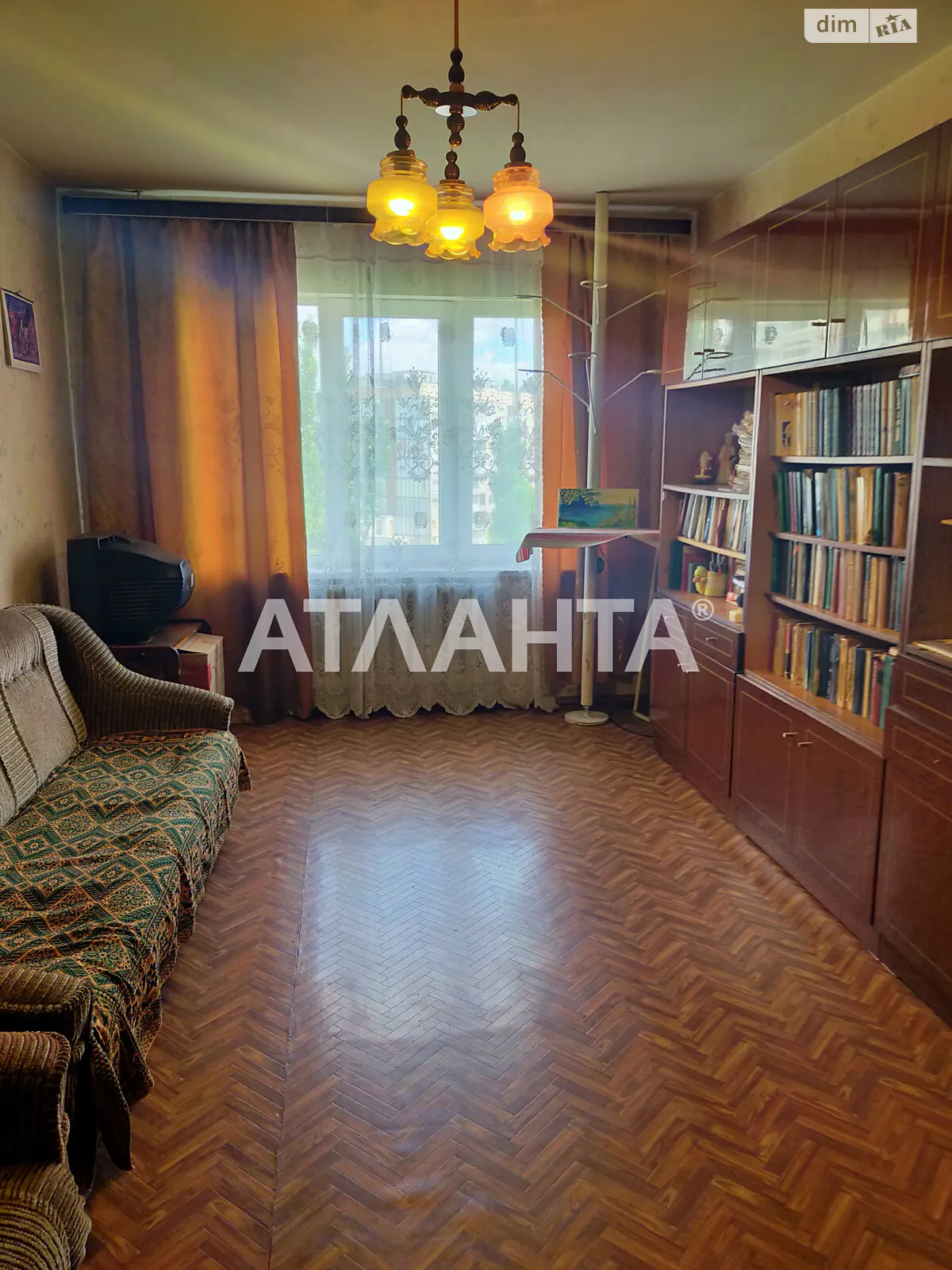 Продається 3-кімнатна квартира 65 кв. м у Одесі, вул. Махачкалинська - фото 1