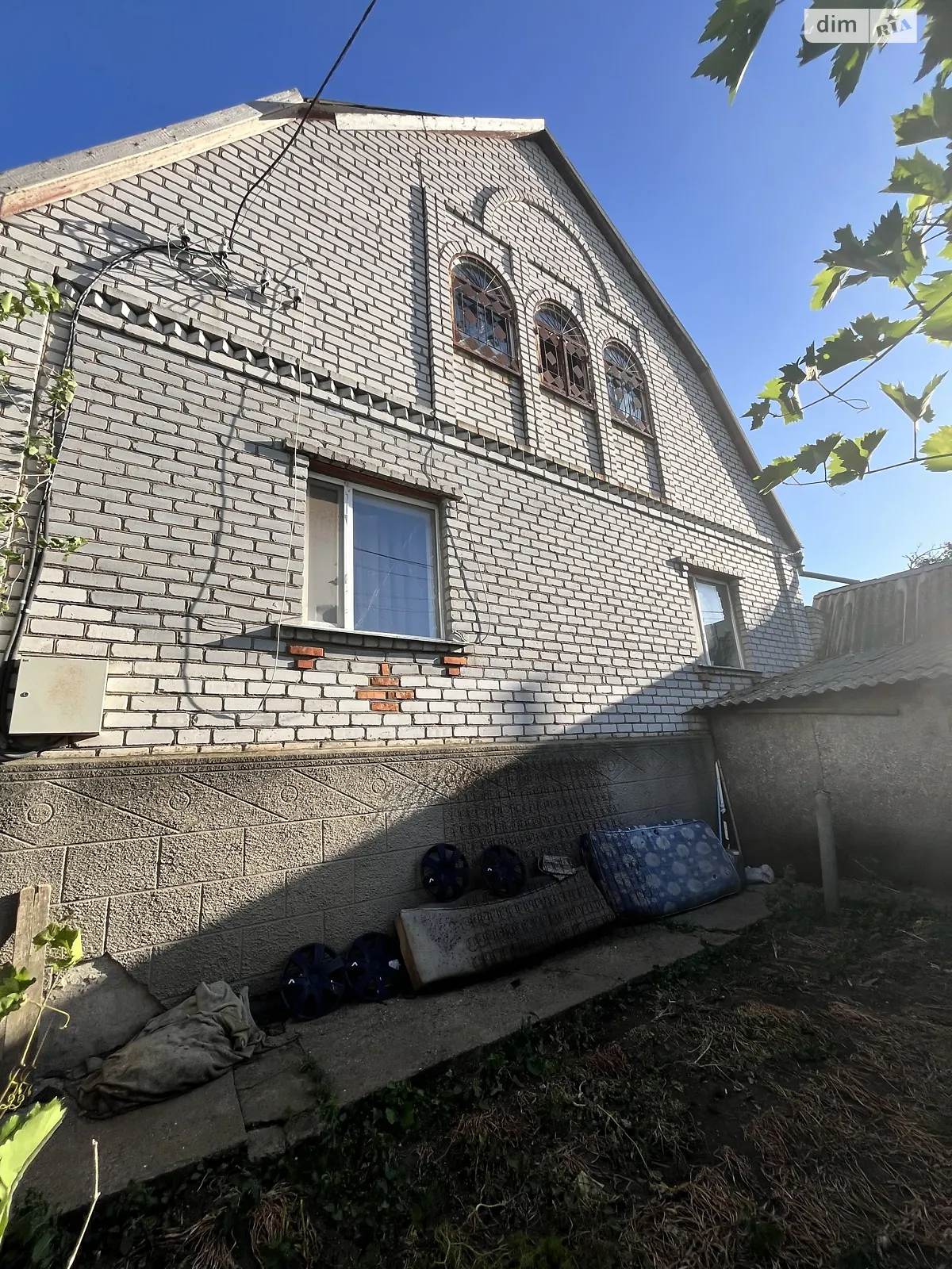 Продается дом на 2 этажа 228.2 кв. м с баней/сауной, цена: 60000 $ - фото 1