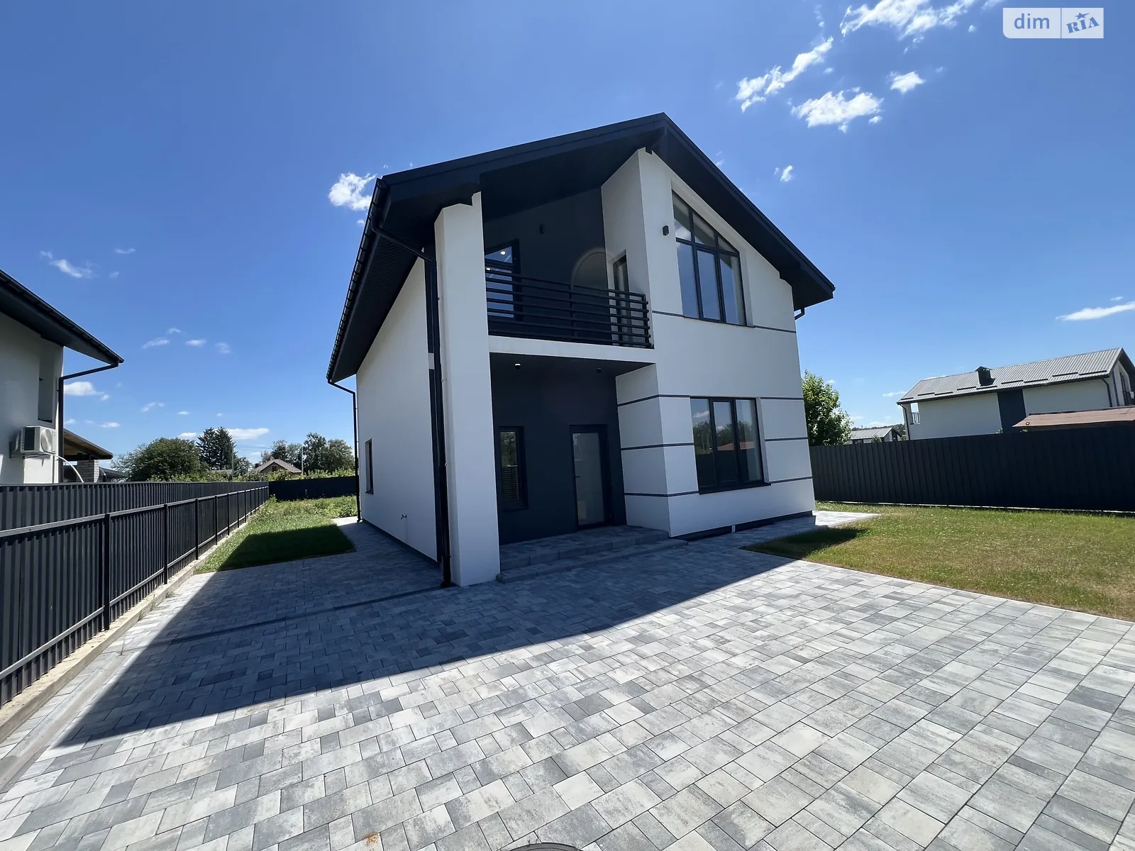 Продається будинок 2 поверховий 130 кв. м з каміном, цена: 159000 $ - фото 1