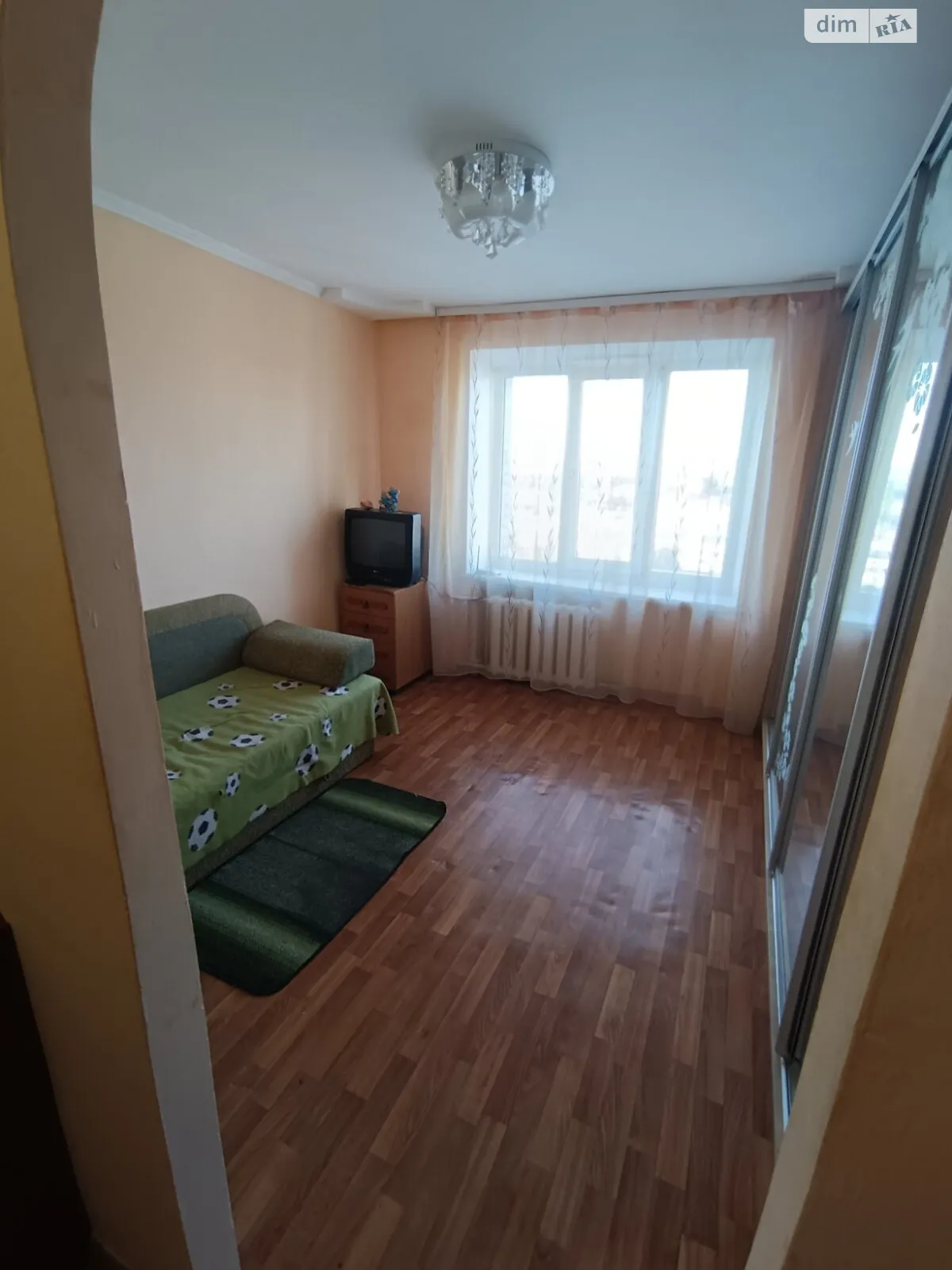 Здається в оренду кімната 28 кв. м у Хмельницькому, цена: 4500 грн - фото 1