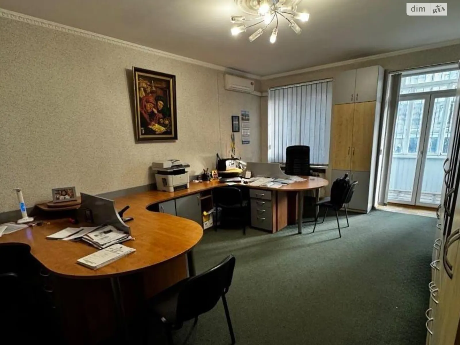 Продается офис 94 кв. м в бизнес-центре, цена: 250000 $ - фото 1