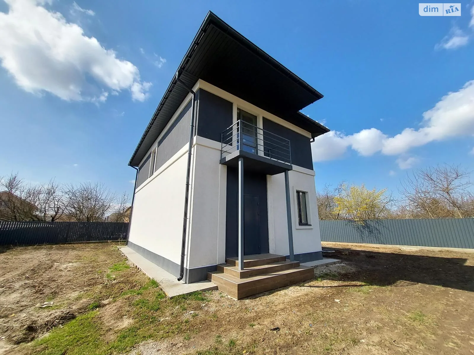 Продается дом на 2 этажа 117 кв. м с балконом, цена: 129900 $ - фото 1