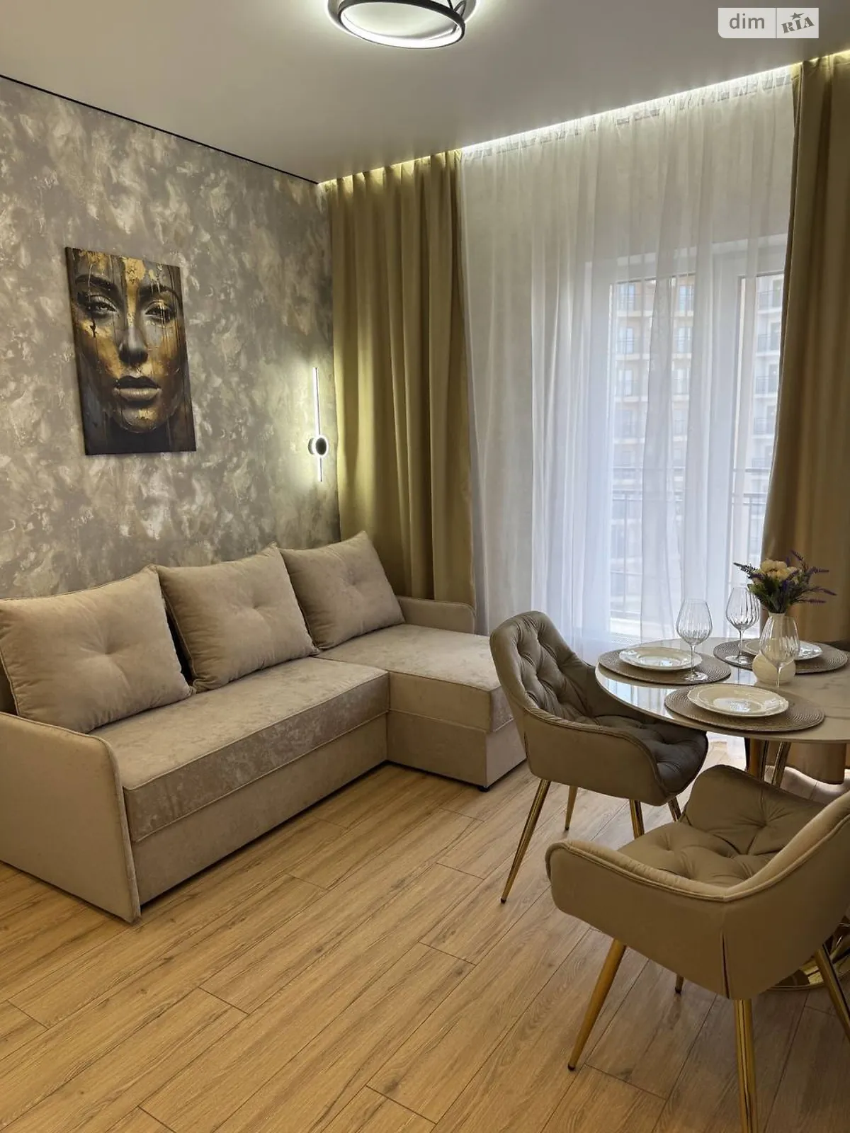 Продается 1-комнатная квартира 41 кв. м в Одессе, ул. Краснова - фото 1