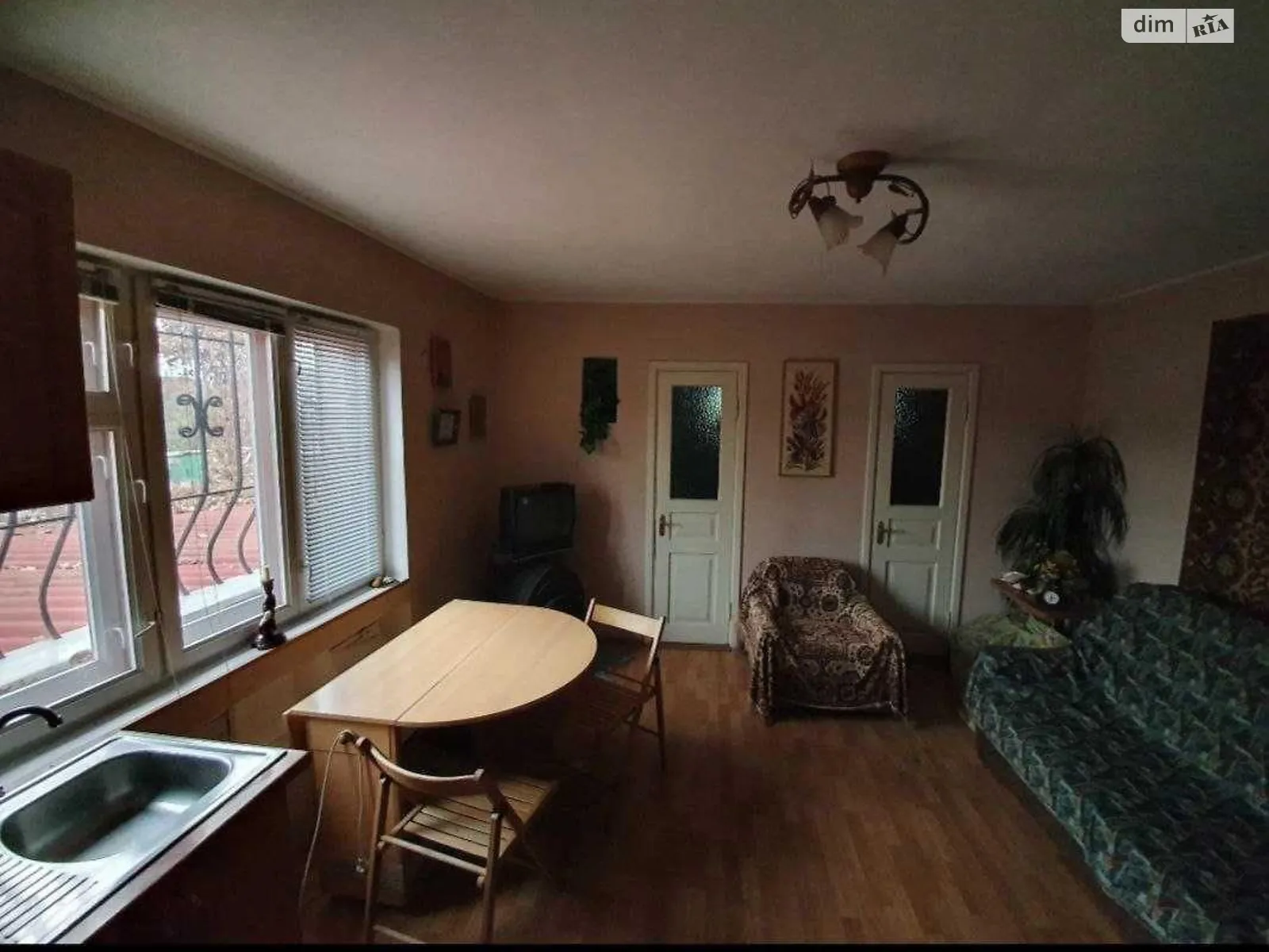 Продается дом на 2 этажа 92 кв. м с камином, цена: 77000 $ - фото 1