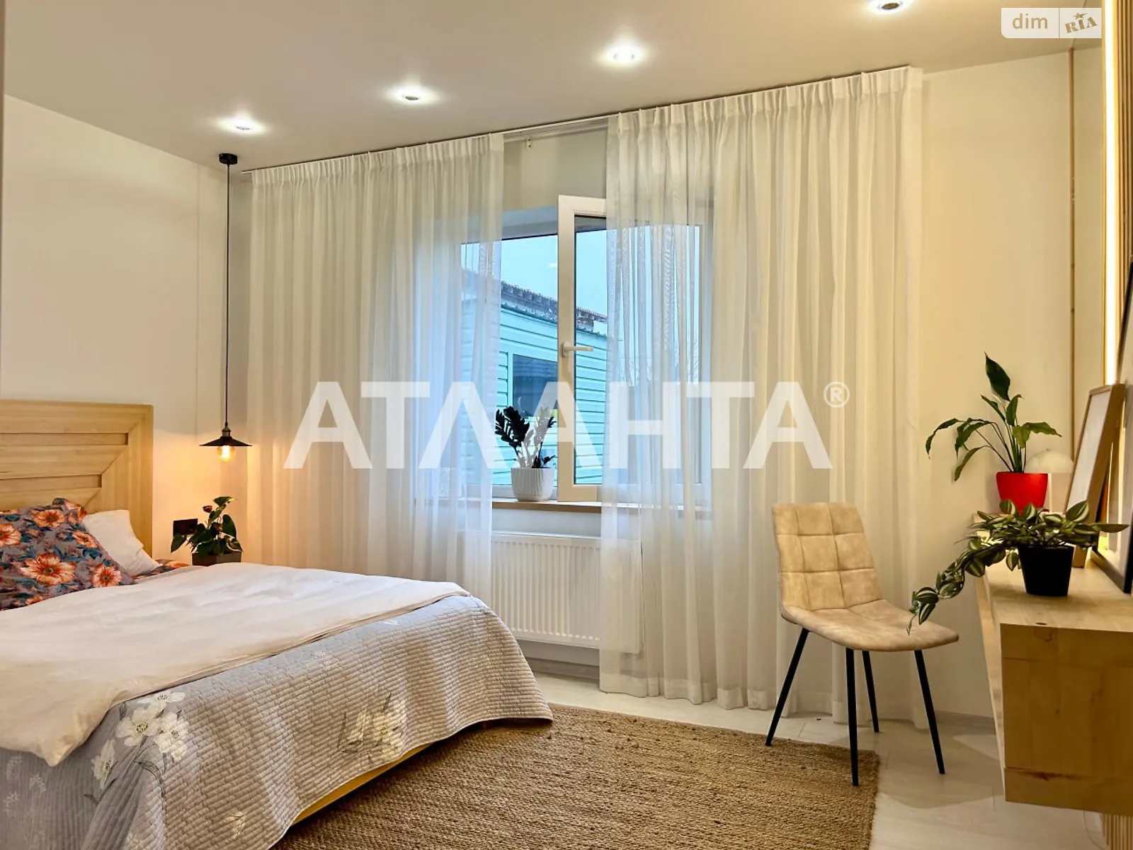 Продается дом на 2 этажа 186.2 кв. м с камином, цена: 280000 $ - фото 1