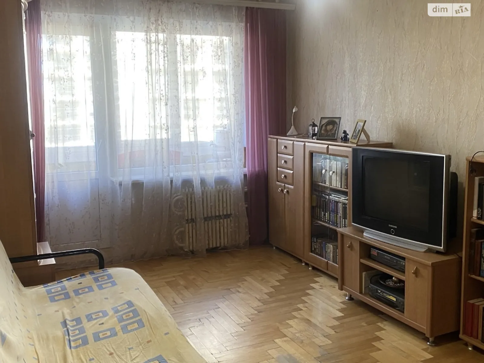 3-комнатная квартира 68 кв. м в Запорожье, ул. Петра Сагайдачного(Бородинская) - фото 1