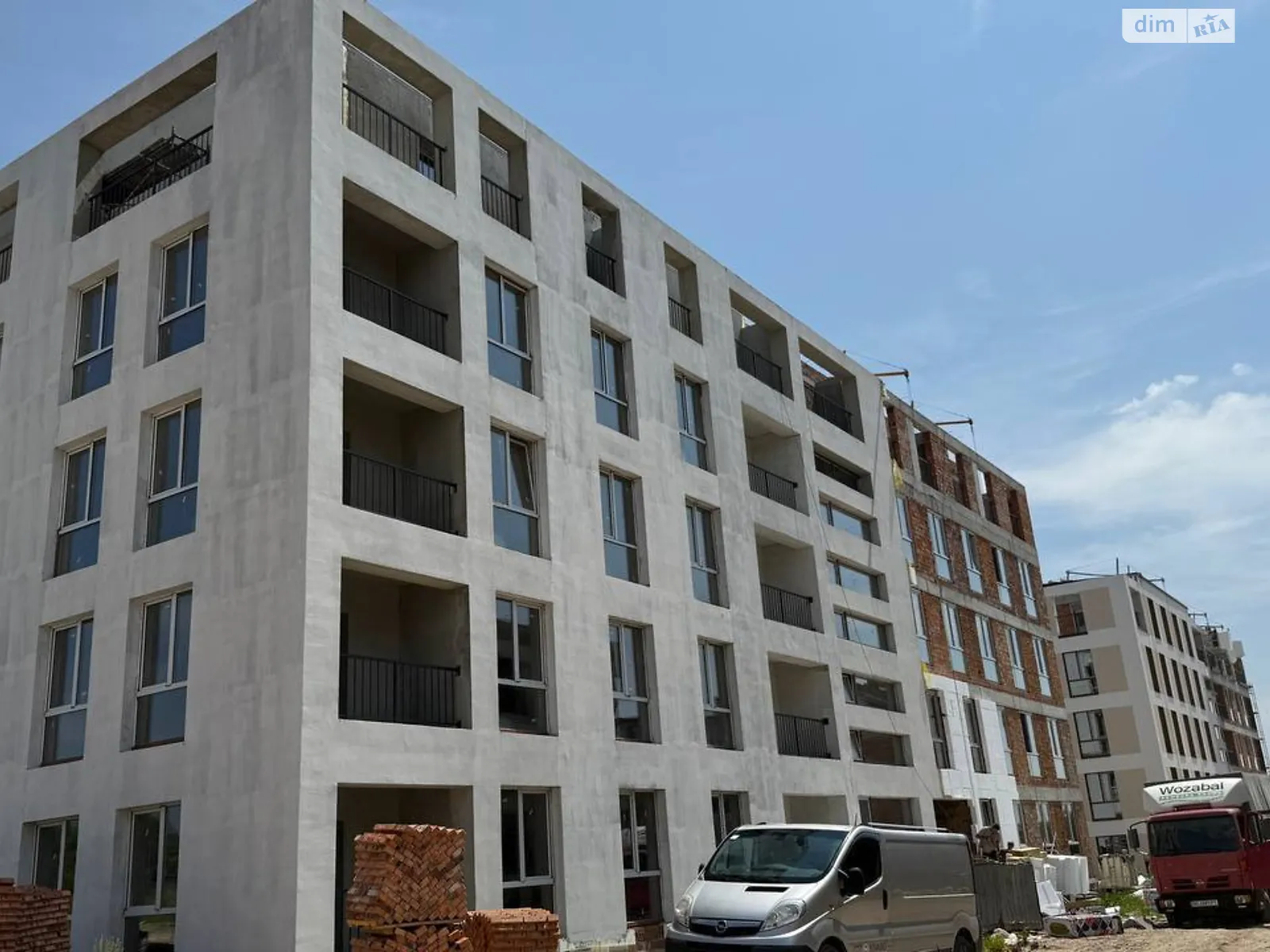 Продается 1-комнатная квартира 45.23 кв. м в Сокольниках, ул. Спортивная - фото 1