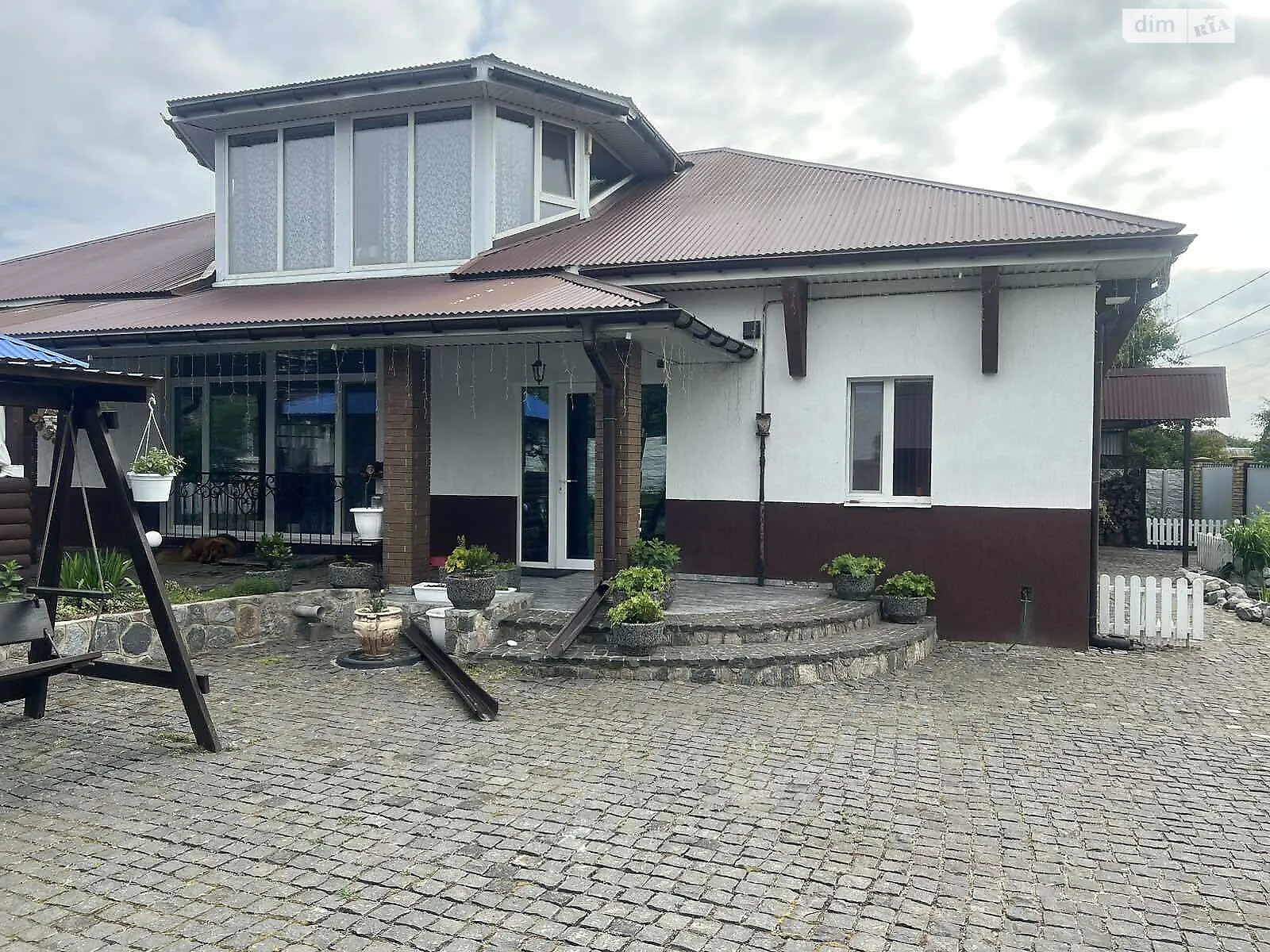 Продается дом на 2 этажа 213.8 кв. м с бассейном, цена: 200000 $ - фото 1
