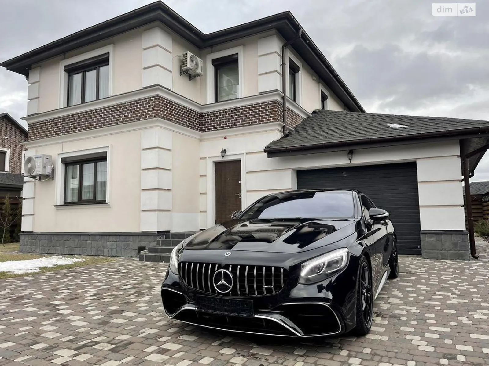 Продается дом на 2 этажа 198 кв. м с баней/сауной, цена: 370000 $ - фото 1