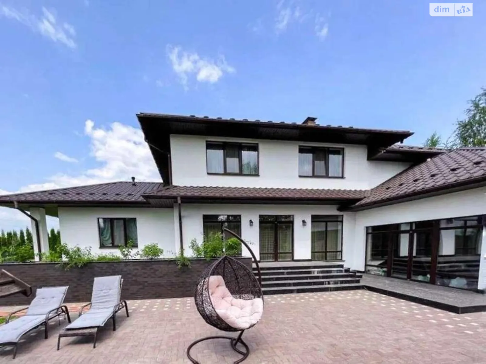 Продается дом на 2 этажа 350 кв. м с мансардой, цена: 350000 $ - фото 1
