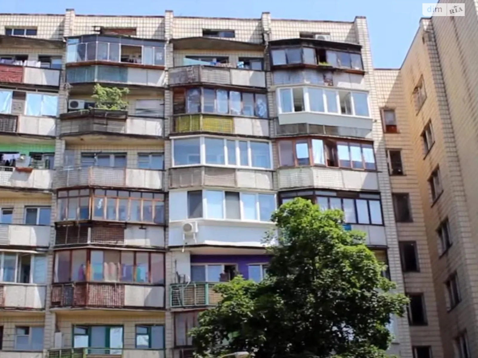 Продается 1-комнатная квартира 28 кв. м в Киеве, ул. Перемышльская(Краснопольская), 2Б - фото 1