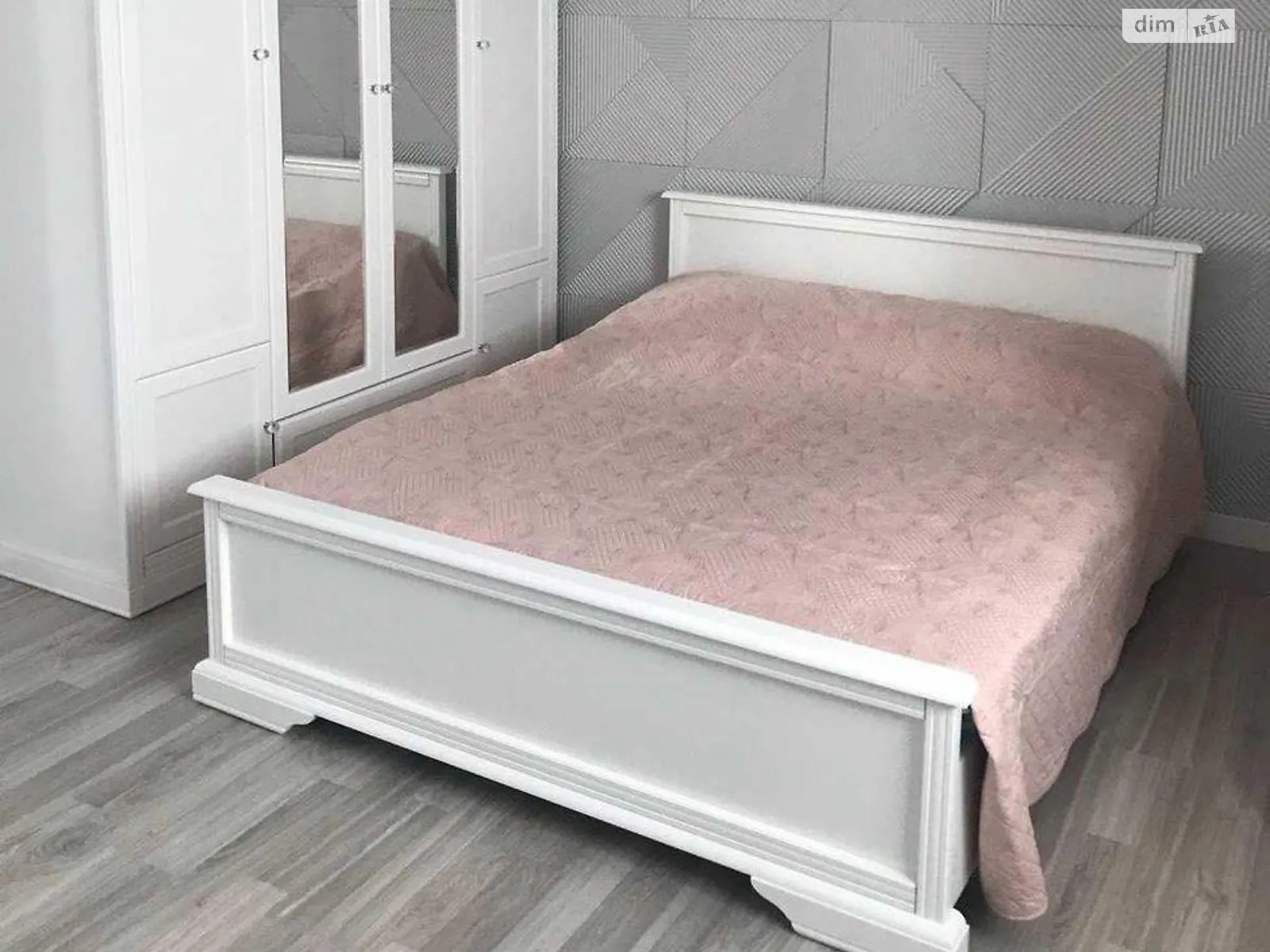 Продается 1-комнатная квартира 42 кв. м в Киеве, просп. Оболонский, 54 - фото 1