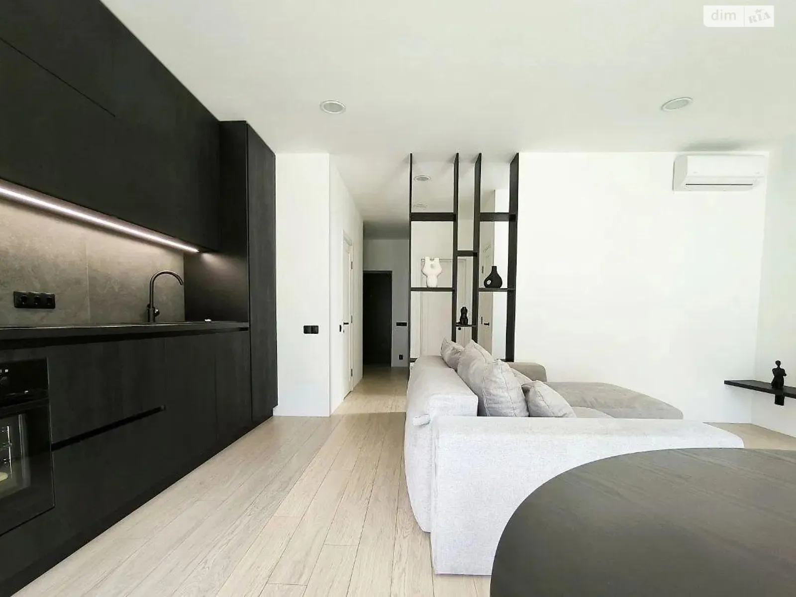 Продается дом на 2 этажа 115 кв. м с баней/сауной, цена: 185000 $ - фото 1