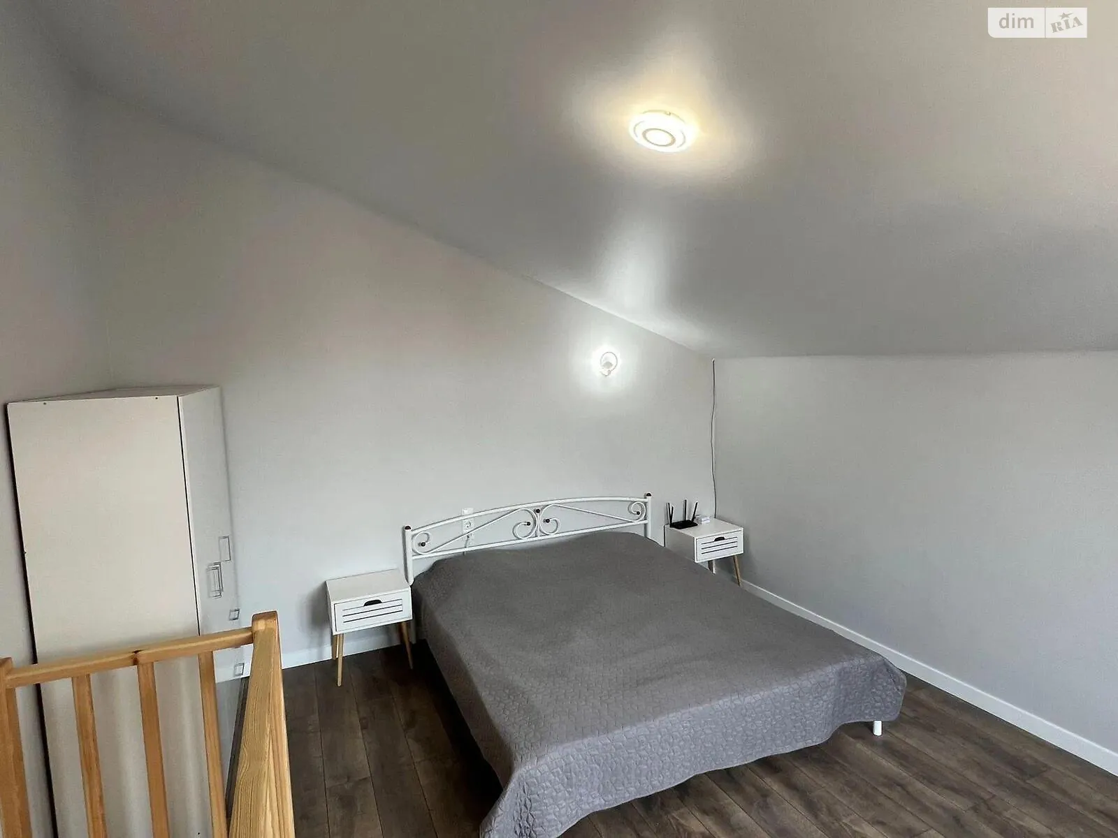 Продается дом на 2 этажа 45 кв. м с камином, цена: 44999 $ - фото 1