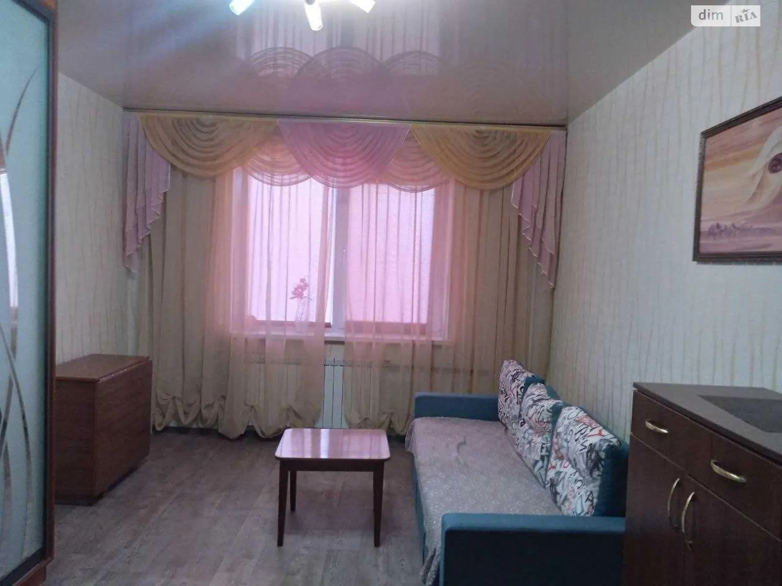 Продается 1-комнатная квартира 38 кв. м в Киеве, ул. Чернобыльская, 10 - фото 1