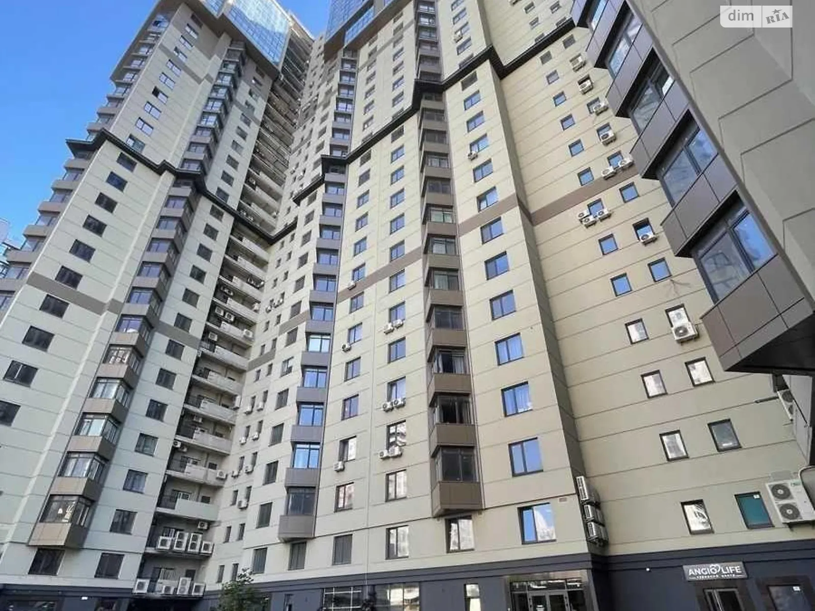 Продается 1-комнатная квартира 100.1 кв. м в Киеве, ул. Андрея Верхогляда(Драгомирова), 14А - фото 1