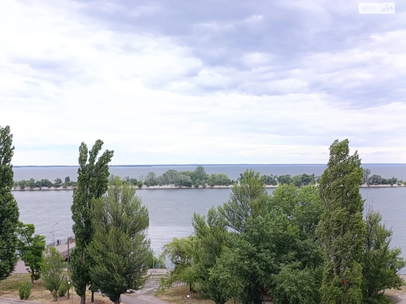 Продается 3-комнатная квартира 84 кв. м в Черкассах, ул. Казацкая, 1/1 - фото 1