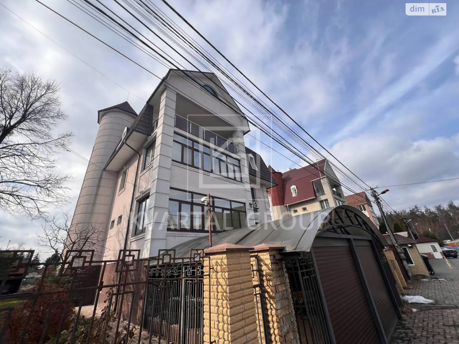 Продається будинок 4 поверховий 780 кв. м з подвалом, цена: 1700000 $ - фото 1